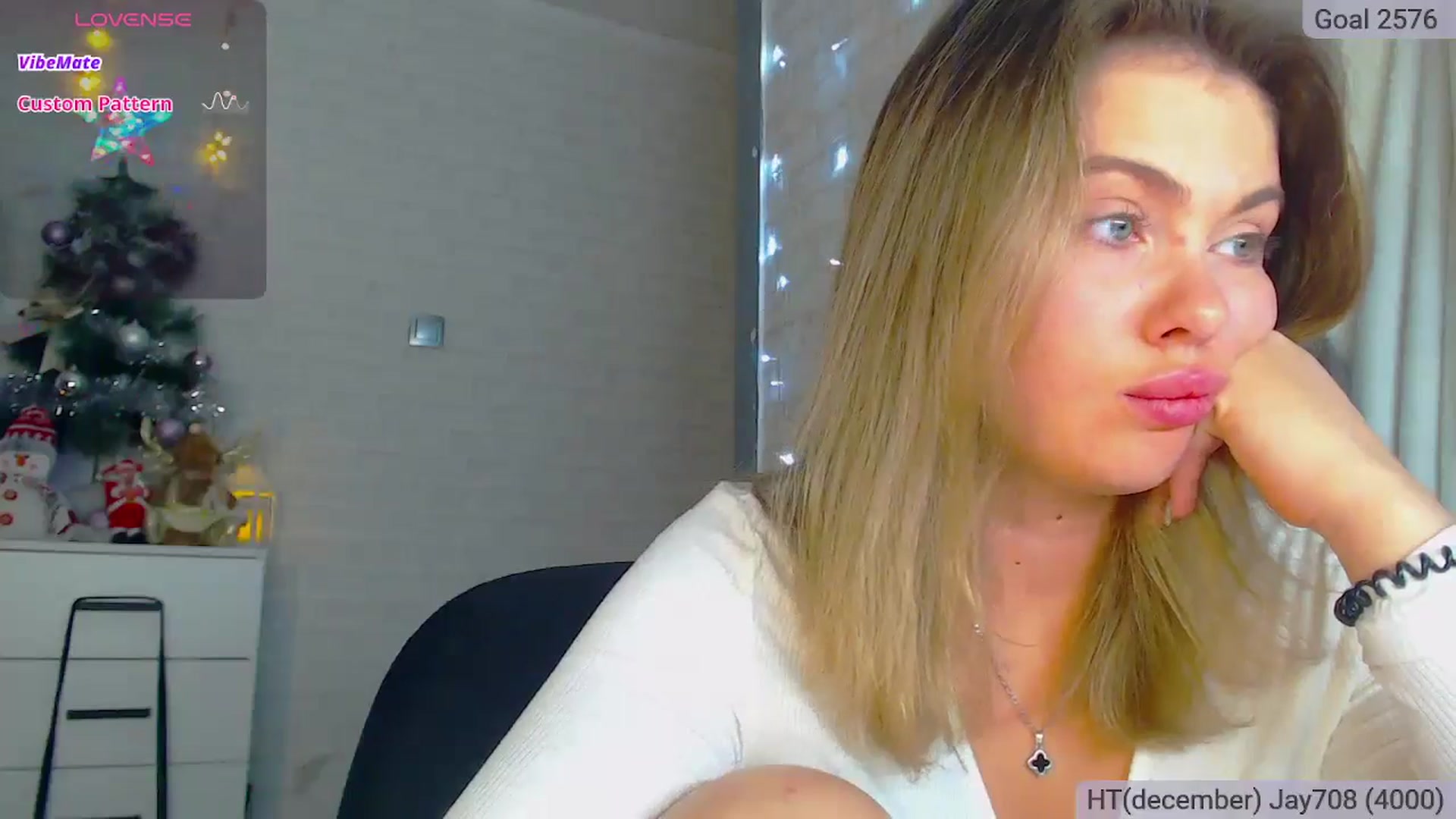 Gallery image thumbnail from SuchCute_'s myfreecams stream on, 12/26/2024, 03:19 image 6 of 20