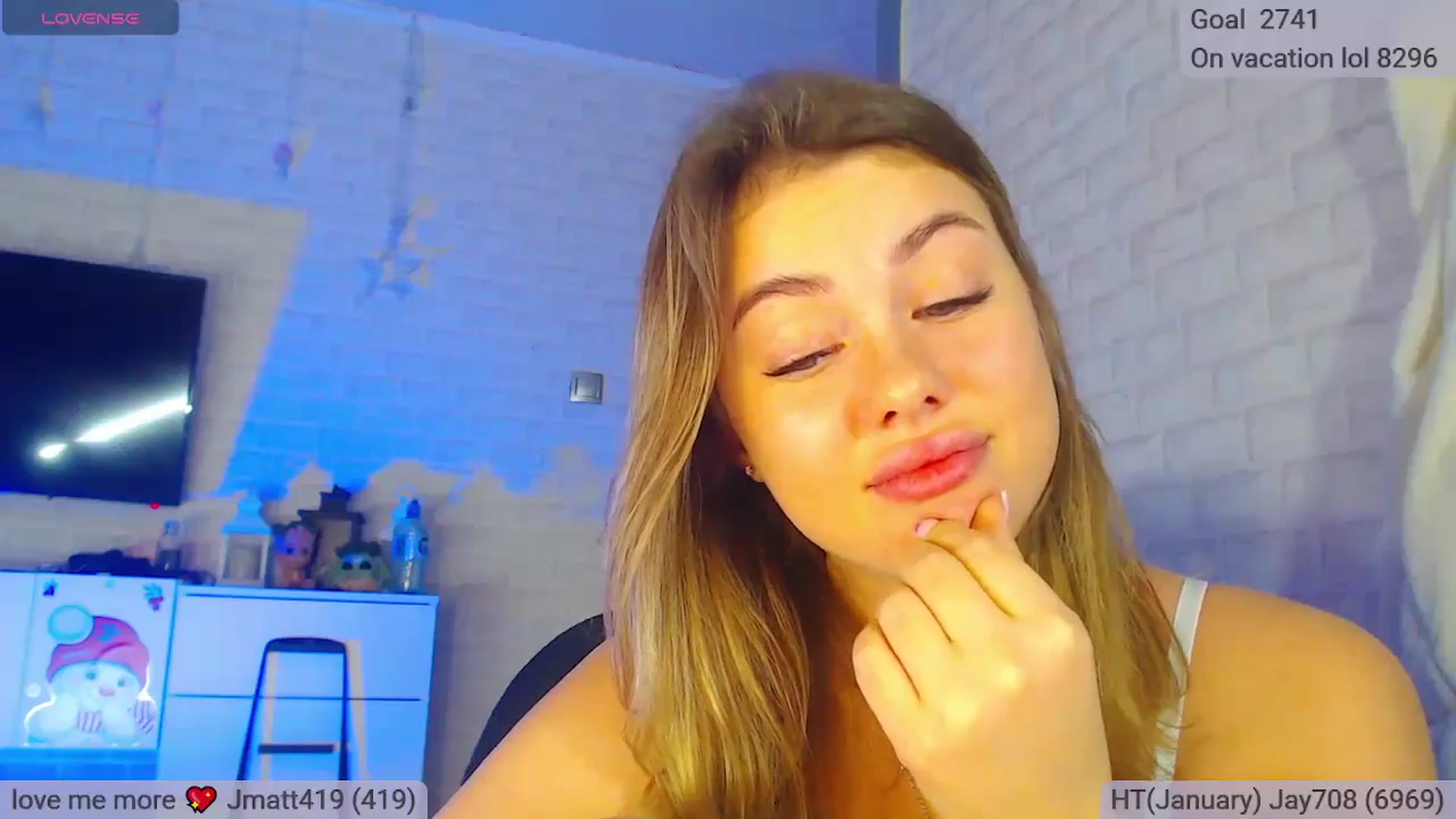 Gallery image thumbnail from SuchCute_'s myfreecams stream on, 01/25/2025, 14:14 image 14 of 20