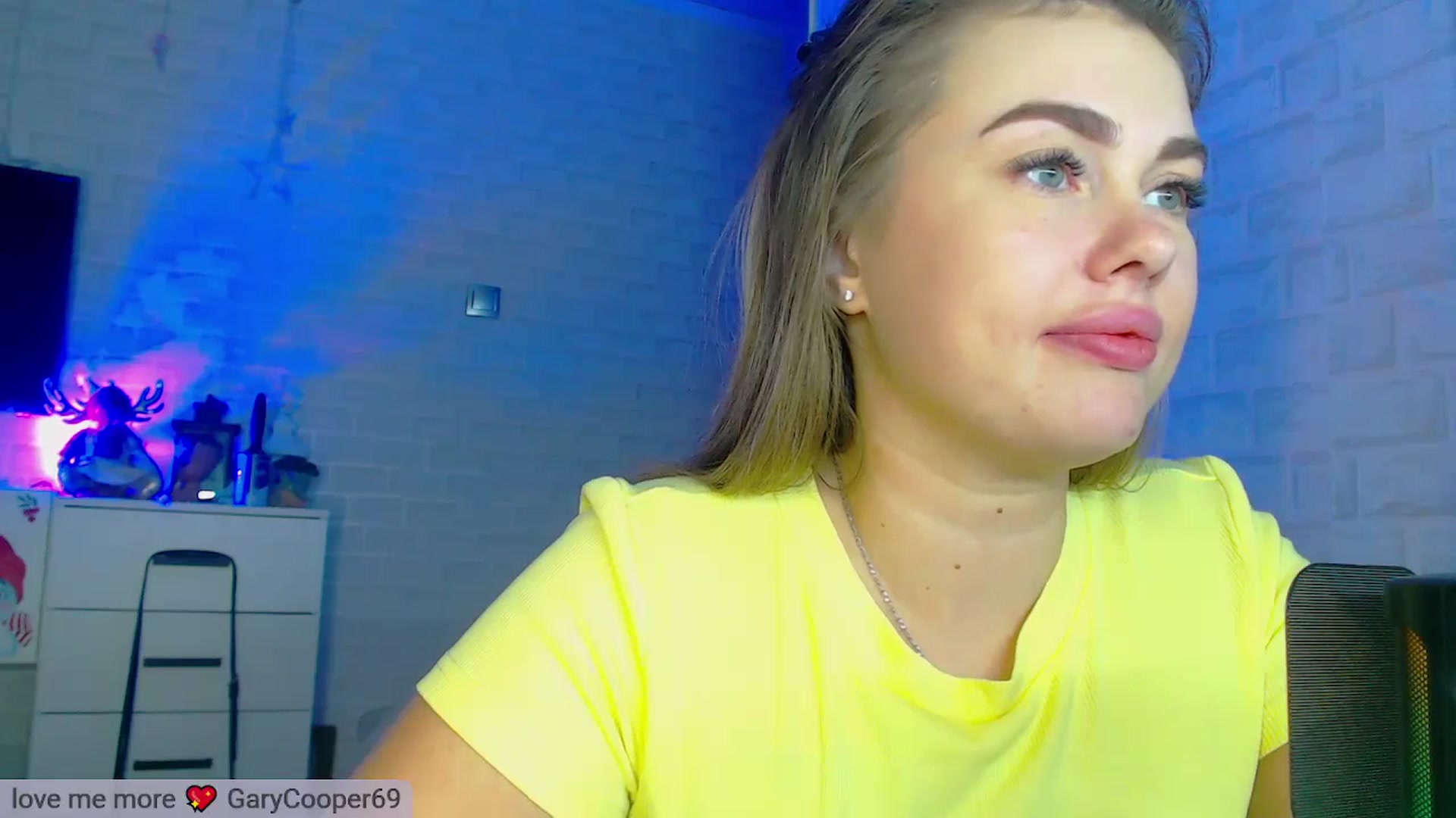 Gallery image thumbnail from SuchCute_'s myfreecams stream on, 03/08/2025, 13:46 image 2 of 20