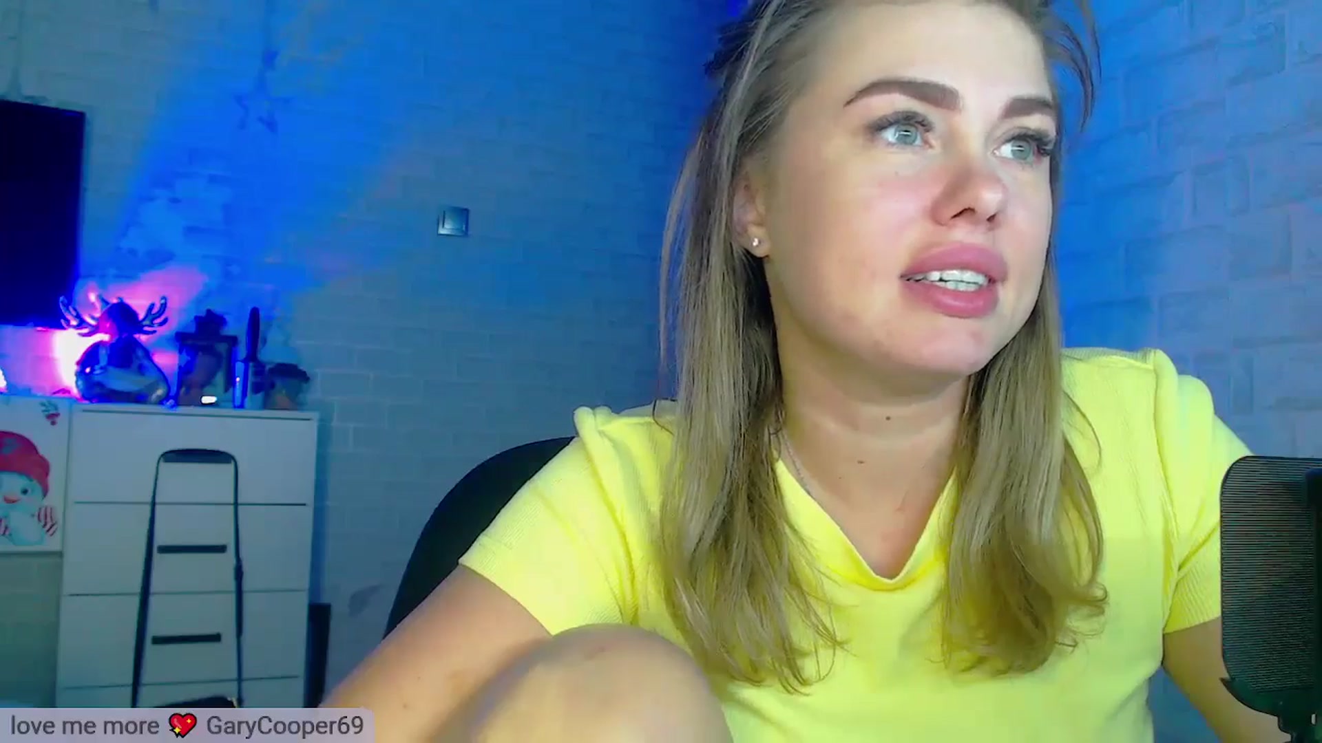 Gallery image thumbnail from SuchCute_'s myfreecams stream on, 03/08/2025, 14:33 image 3 of 20