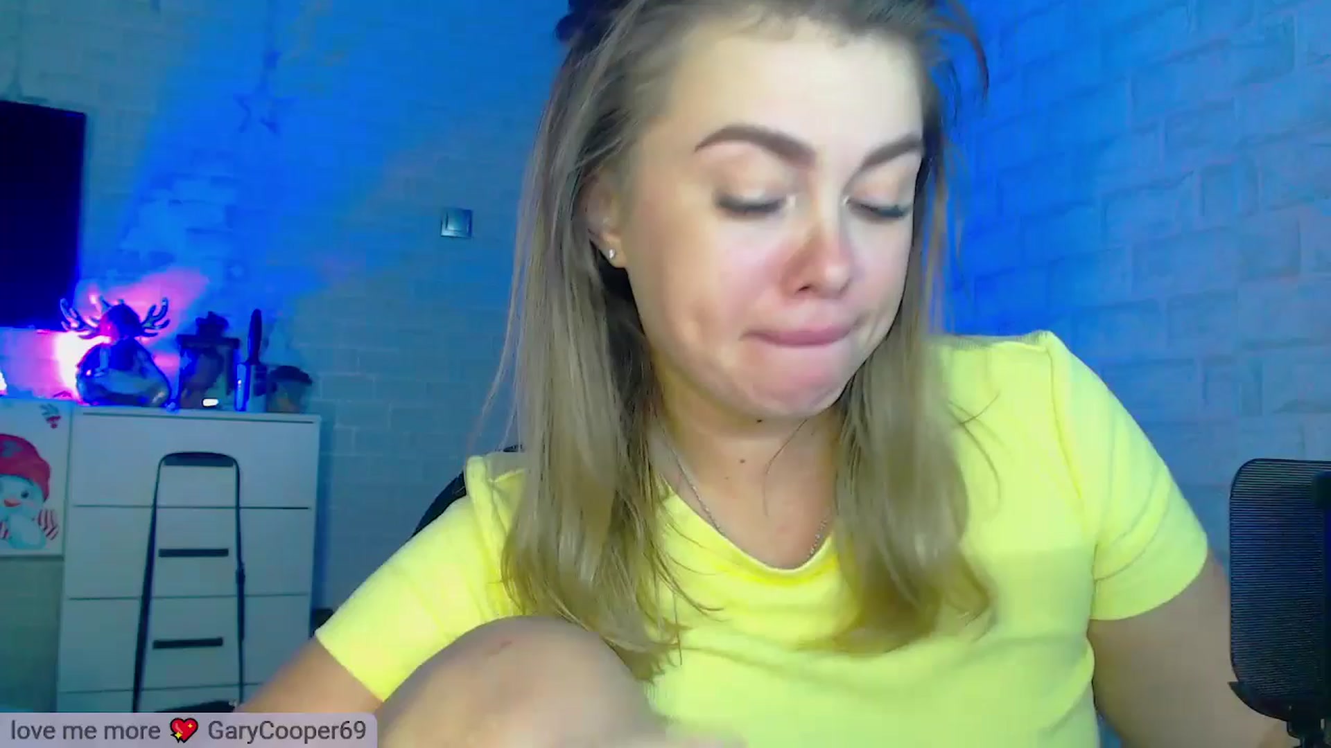 Gallery image thumbnail from SuchCute_'s myfreecams stream on, 03/08/2025, 14:33 image 1 of 20