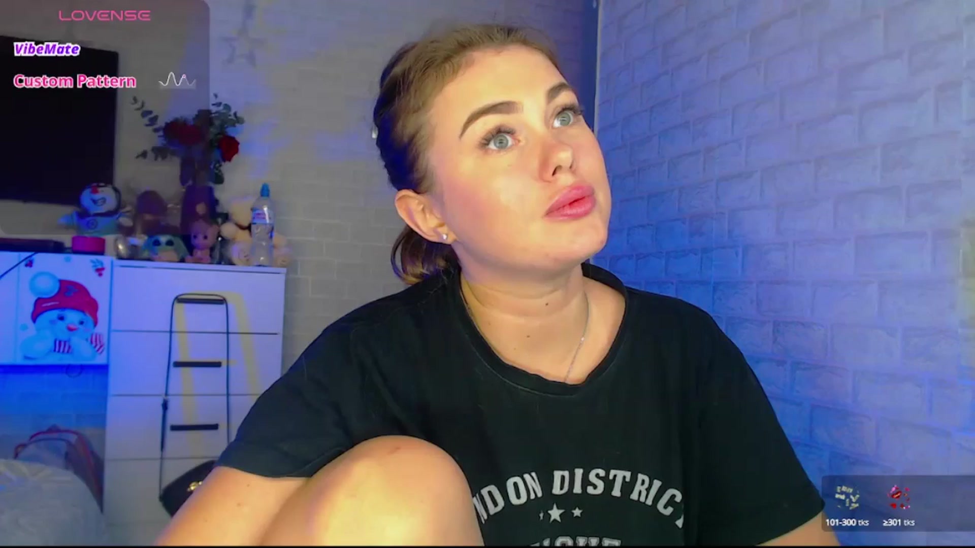Gallery image thumbnail from SuchCute_'s myfreecams stream on, 03/12/2025, 16:04 image 18 of 20