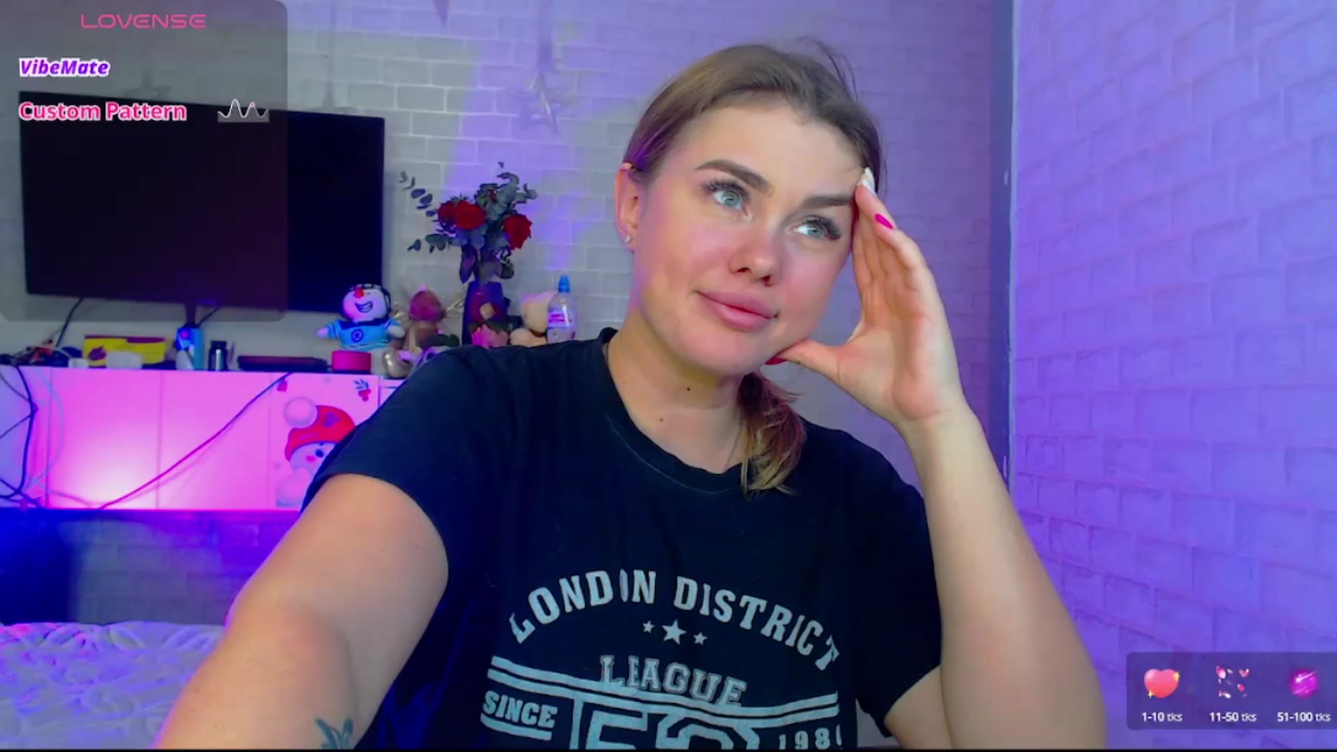 Gallery image thumbnail from SuchCute_'s myfreecams stream on, 03/12/2025, 16:04 image 1 of 20