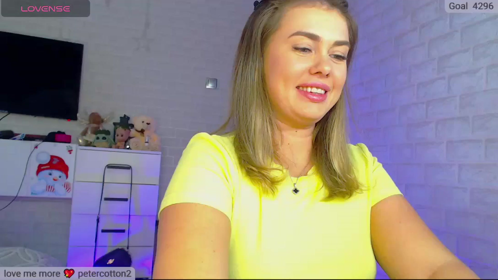 Gallery image thumbnail from SuchCute_'s myfreecams stream on, 03/16/2025, 13:01 image 1 of 20