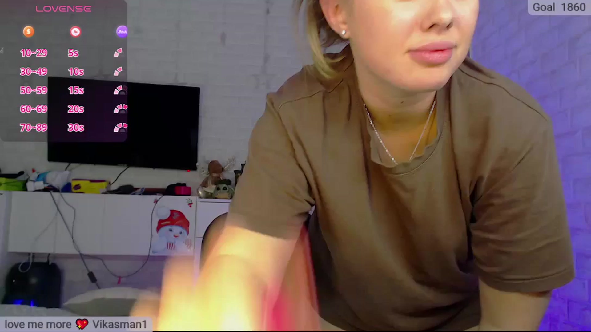 Gallery image thumbnail from SuchCute_'s myfreecams stream on, 03/16/2025, 13:54 image 19 of 20