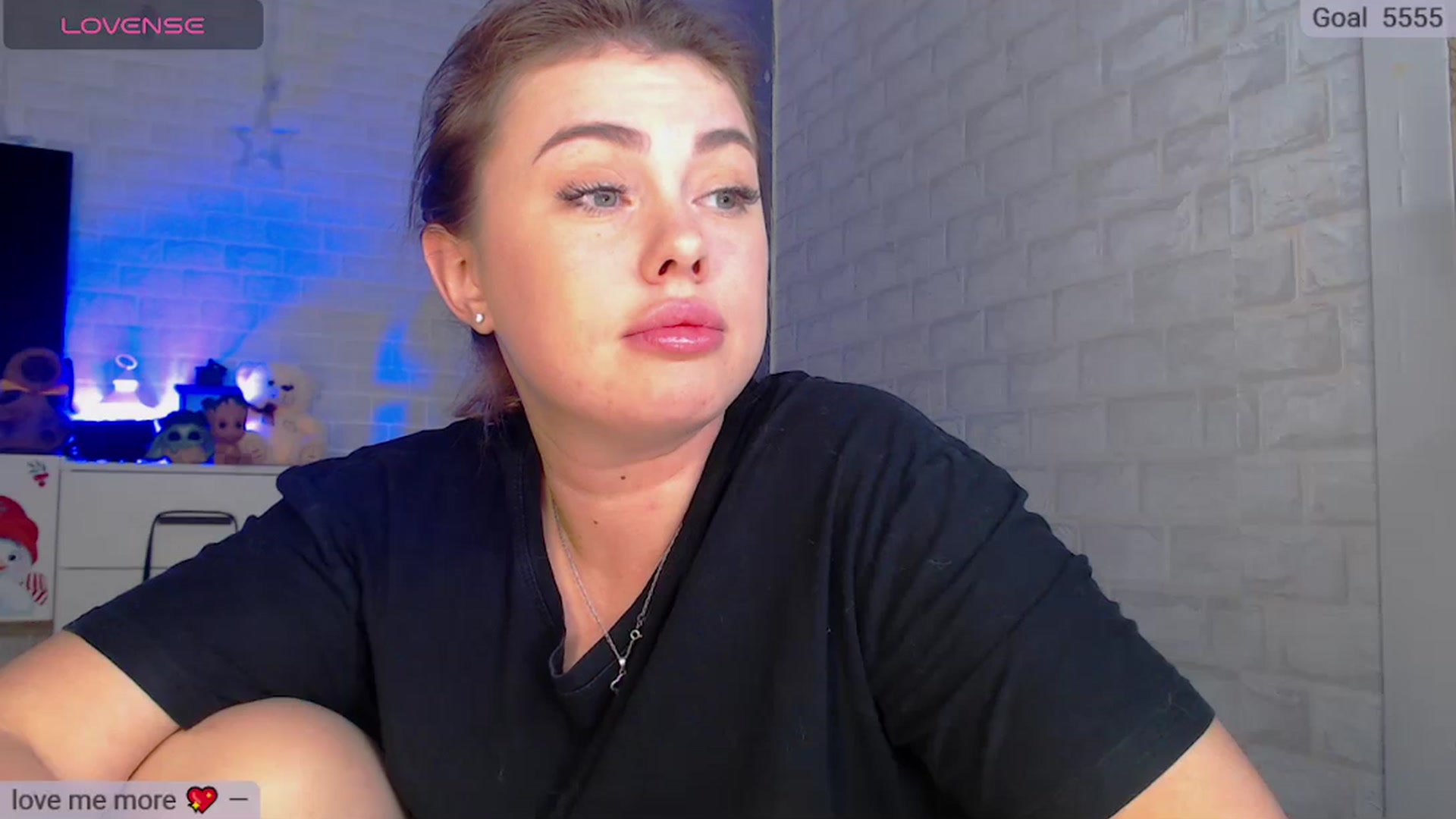 Gallery image thumbnail from SuchCute_'s myfreecams stream on, 03/22/2025, 14:34 image 9 of 20