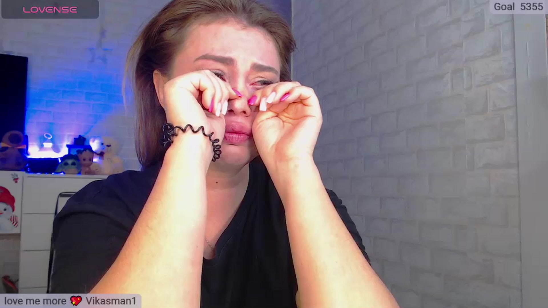 Gallery image thumbnail from SuchCute_'s myfreecams stream on, 03/22/2025, 14:34 image 10 of 20