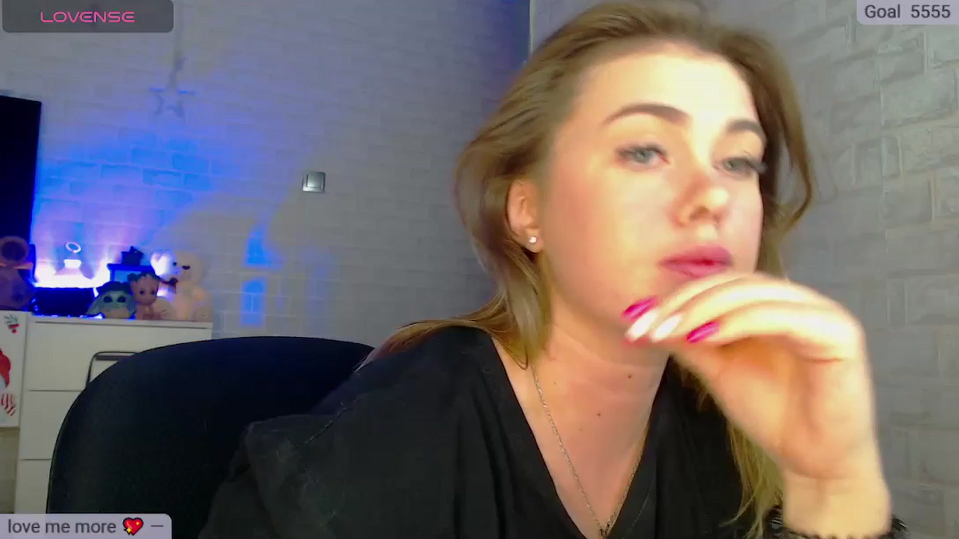 Gallery image thumbnail from SuchCute_'s myfreecams stream on, 03/22/2025, 14:34 image 1 of 20
