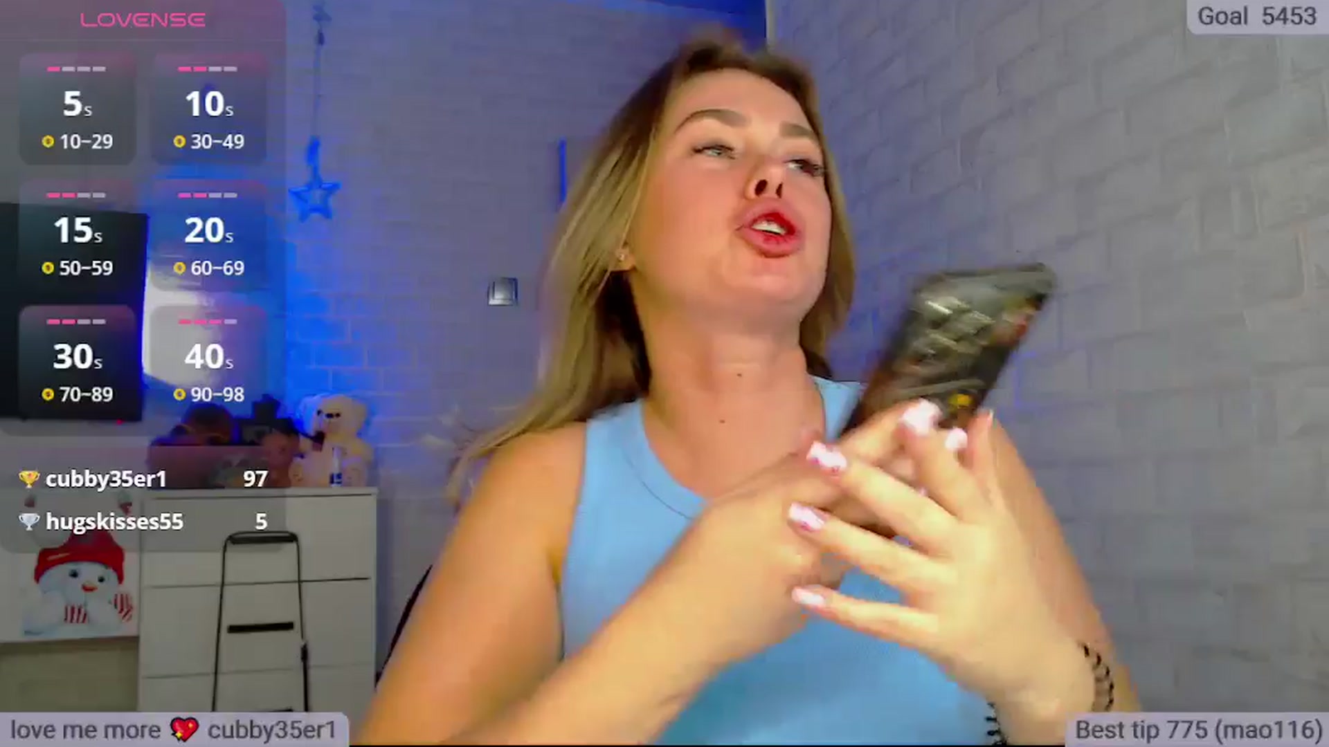 Gallery image thumbnail from SuchCute_'s myfreecams stream on, 04/05/2025, 12:39 image 19 of 20