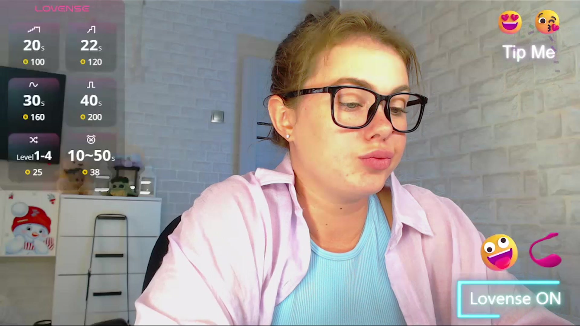 Gallery image thumbnail from SuchCute_'s myfreecams stream on, 06/08/2025, 14:41 image 6 of 20