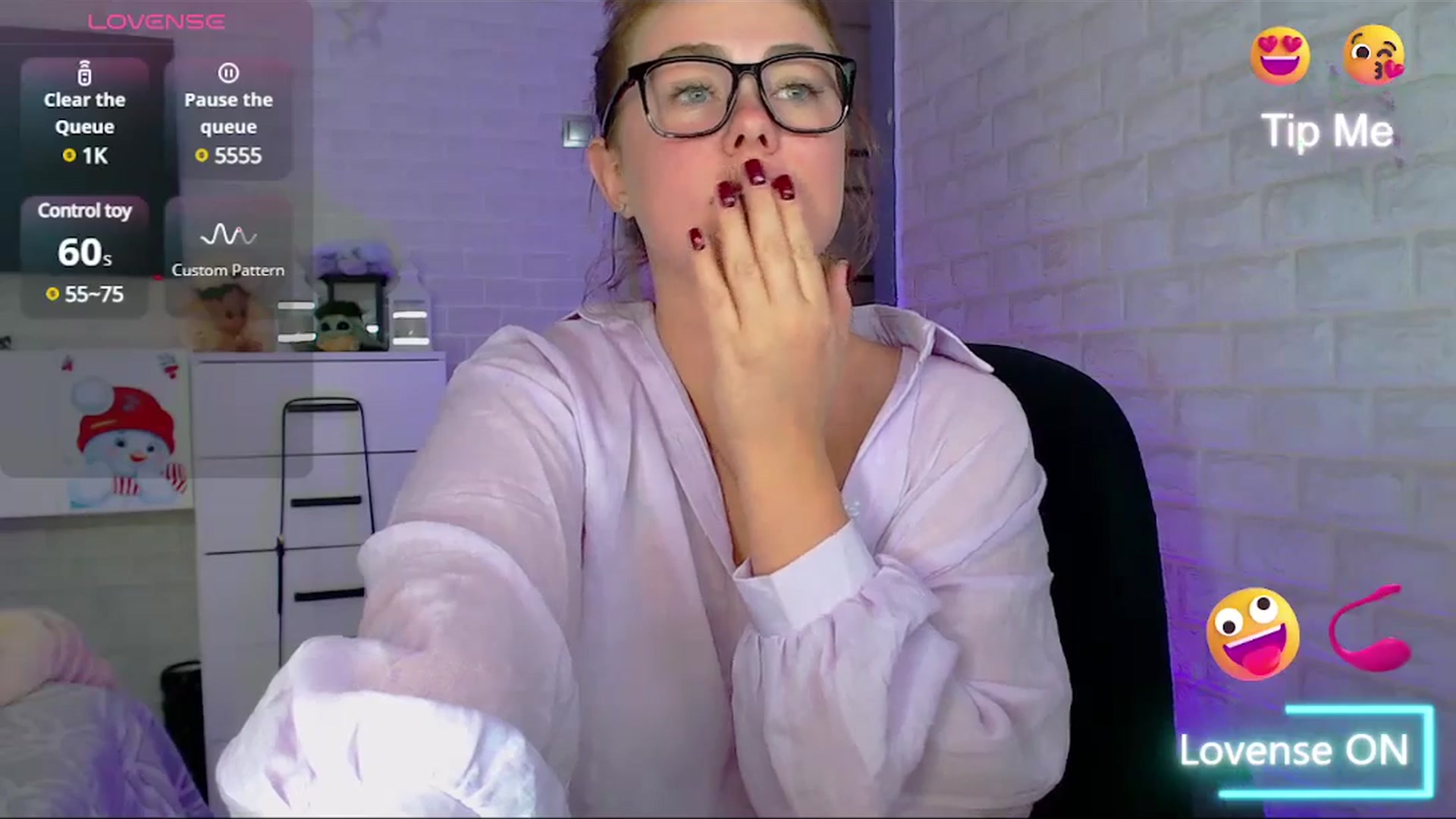Gallery image thumbnail from SuchCute_'s myfreecams stream on, 06/08/2025, 14:41 image 14 of 20