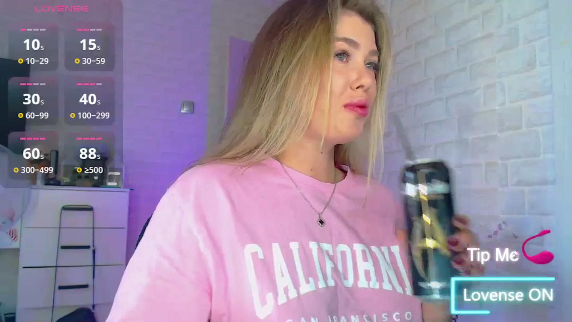 Gallery image thumbnail from SuchCute_'s myfreecams stream on, 06/23/2025, 02:23 image 9 of 20