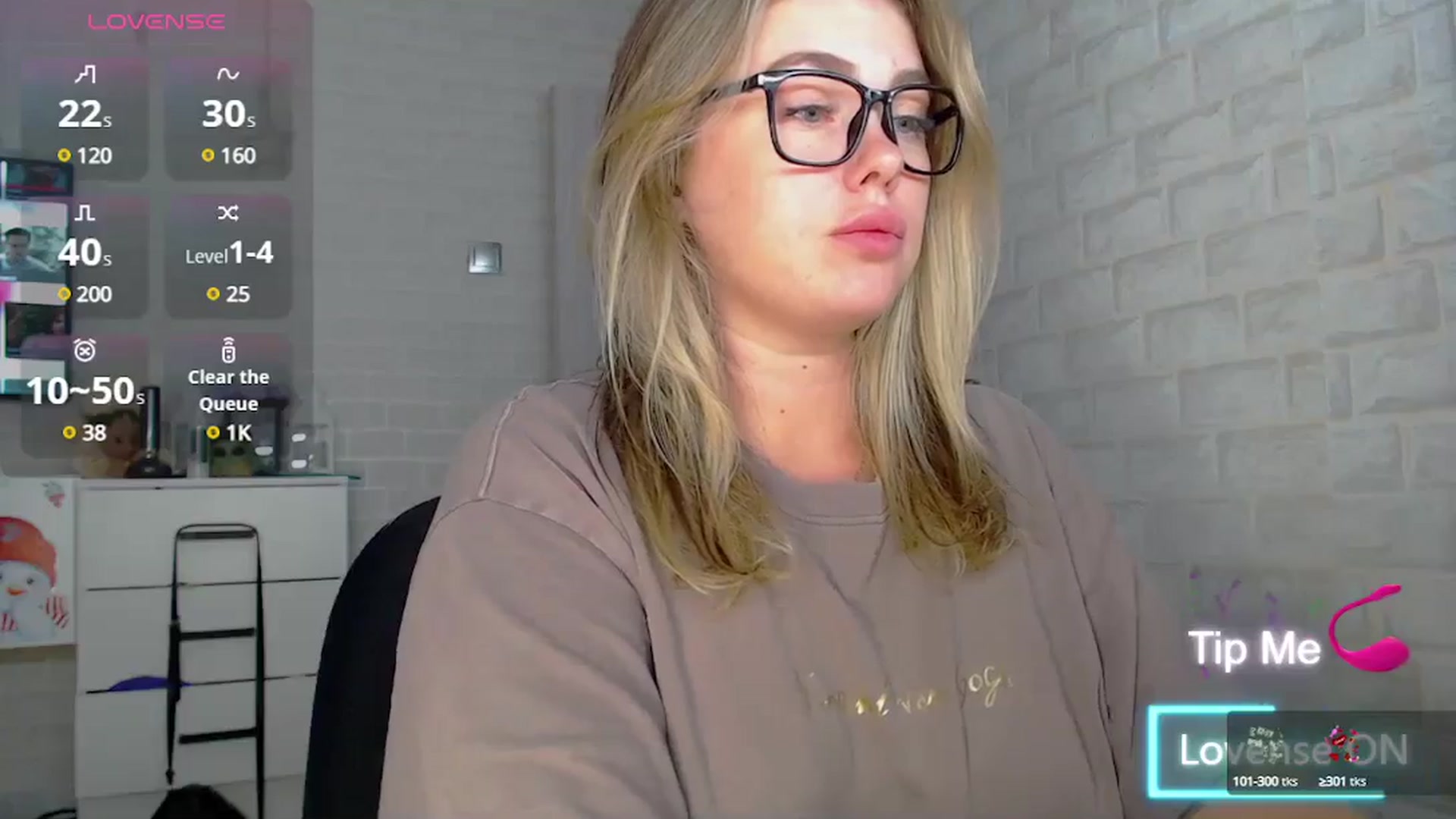 Gallery image thumbnail from SuchCute_'s myfreecams stream on, 06/25/2025, 14:19 image 18 of 20