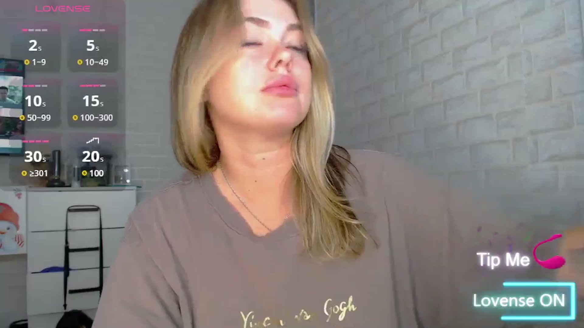 Gallery image thumbnail from SuchCute_'s myfreecams stream on, 06/25/2025, 14:19 image 3 of 20