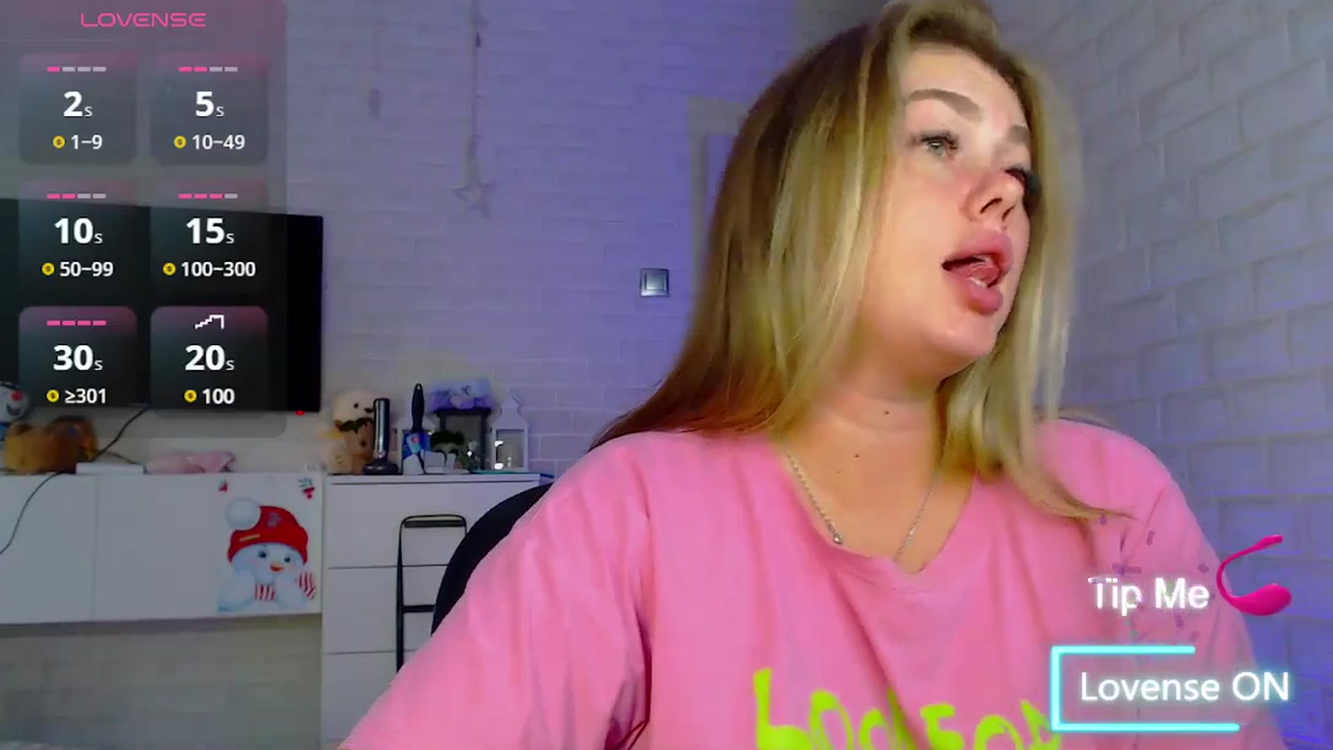 Gallery image thumbnail from SuchCute_'s myfreecams stream on, 07/06/2025, 16:03 image 4 of 20