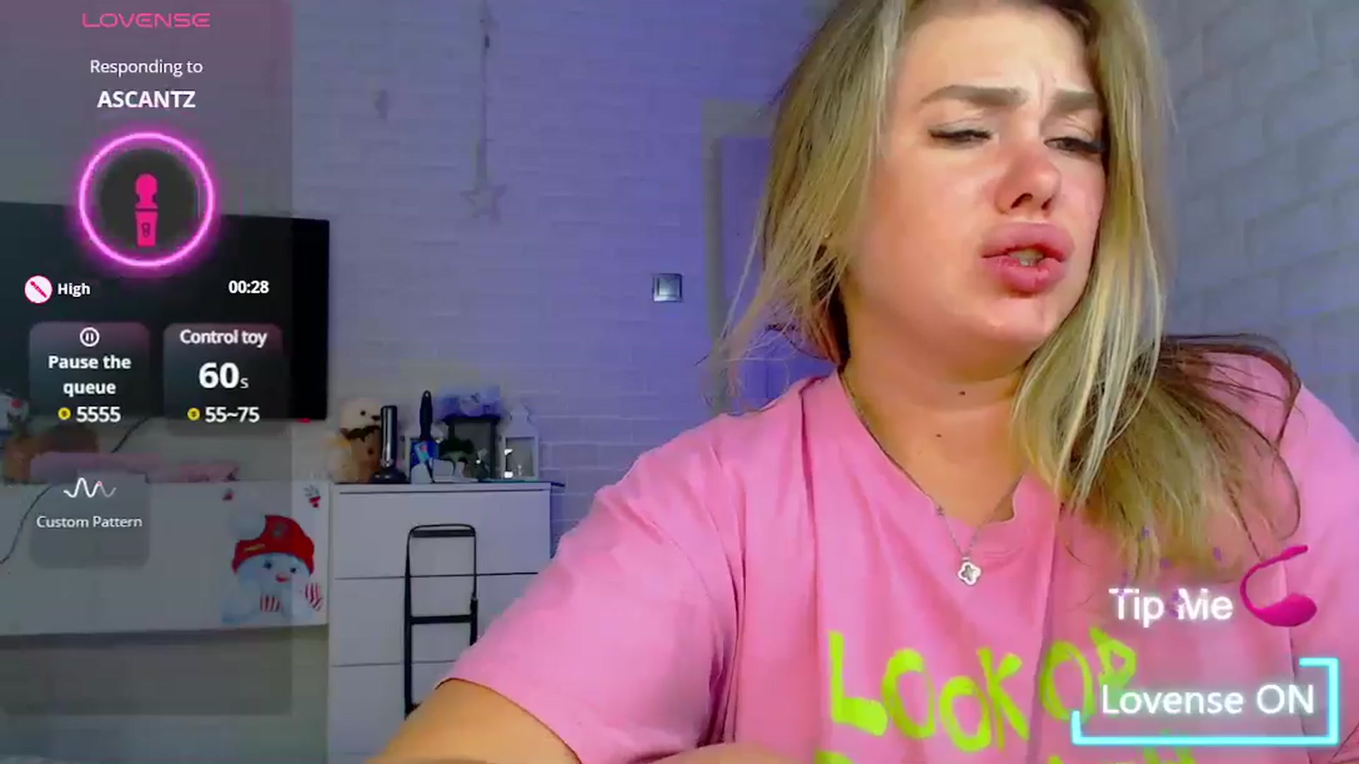 Gallery image thumbnail from SuchCute_'s myfreecams stream on, 07/06/2025, 16:03 image 6 of 20