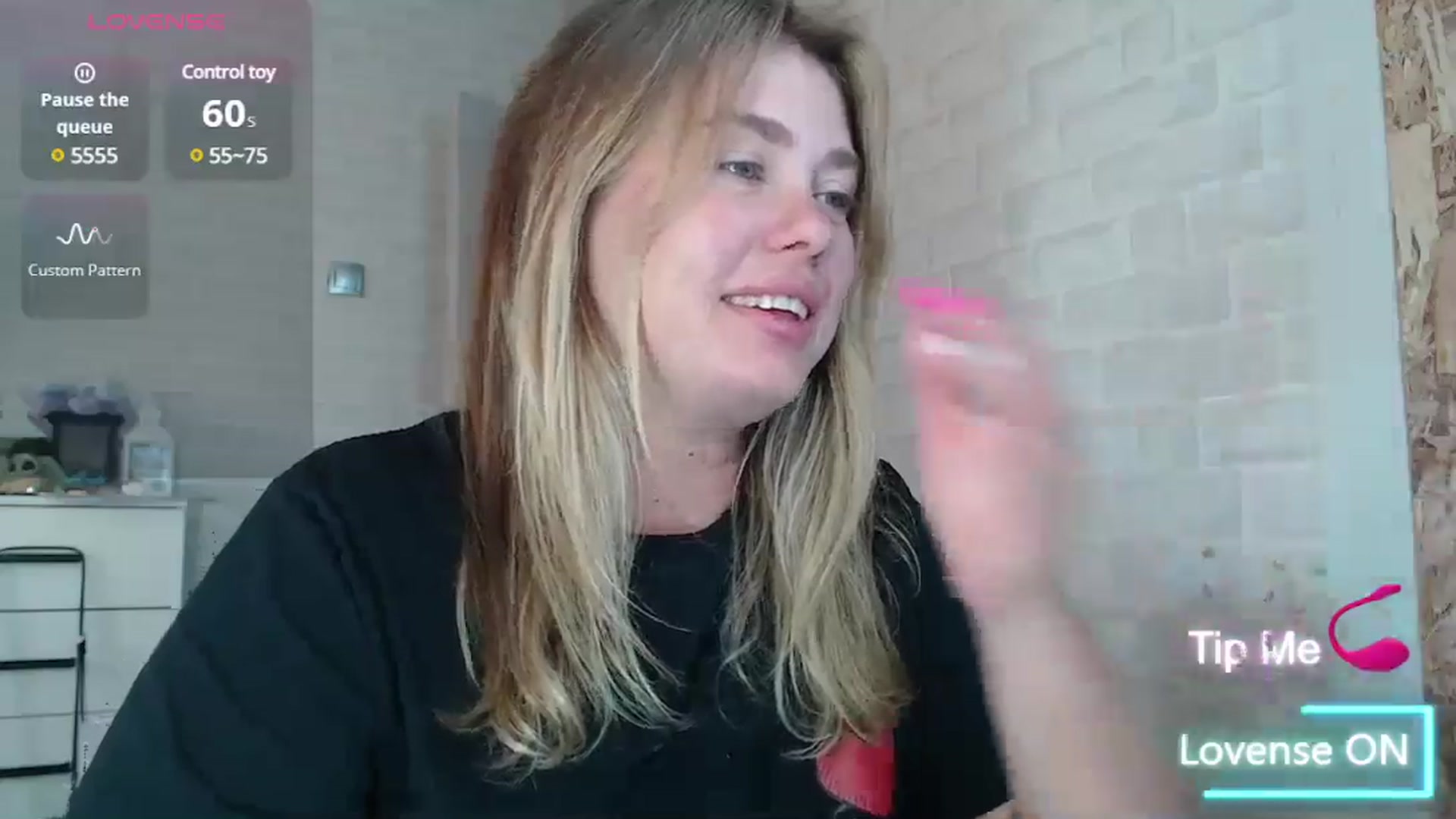 Gallery image thumbnail from SuchCute_'s myfreecams stream on, 07/23/2025, 14:11 image 15 of 20