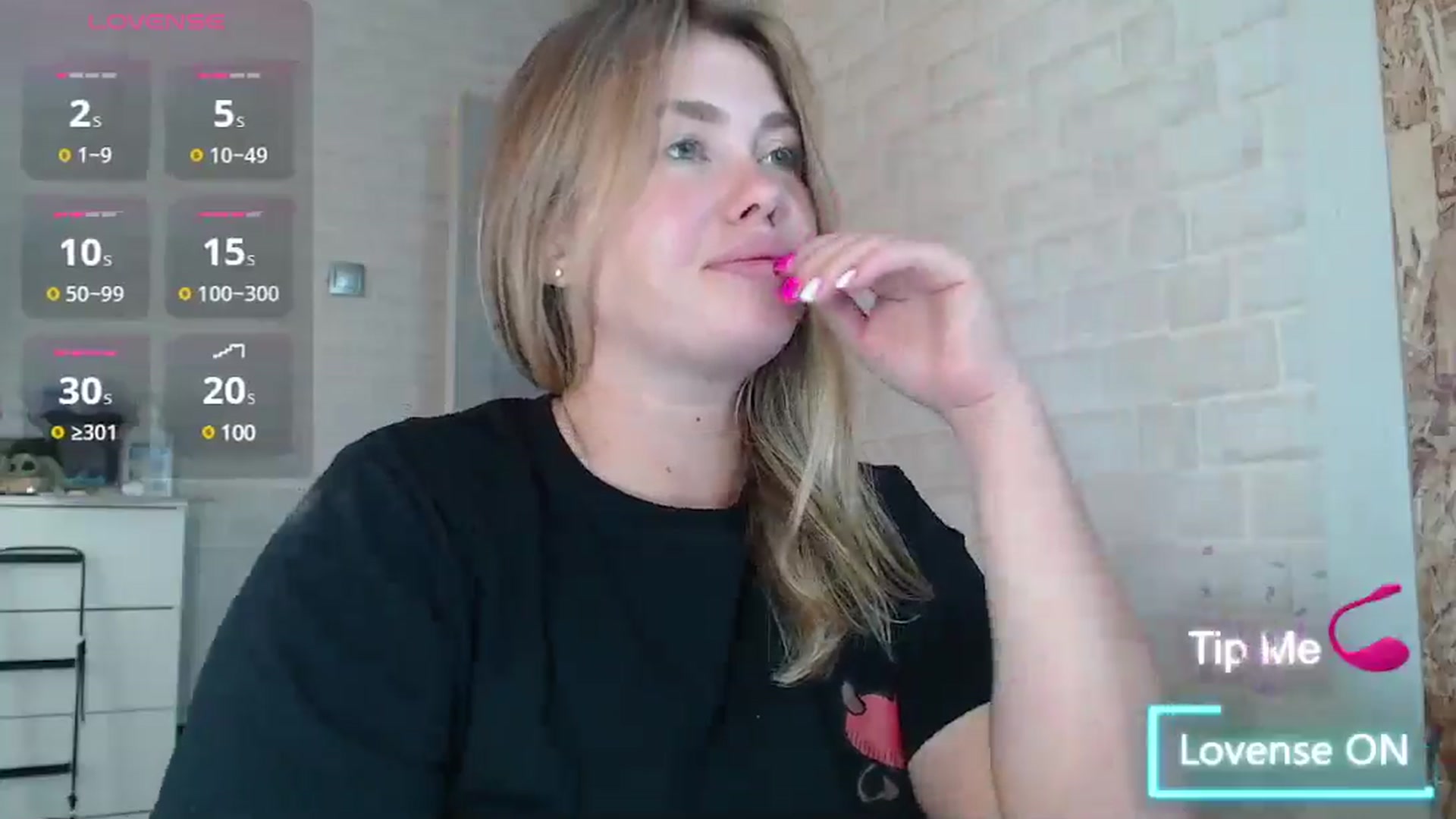 Gallery image thumbnail from SuchCute_'s myfreecams stream on, 07/23/2025, 14:11 image 11 of 20