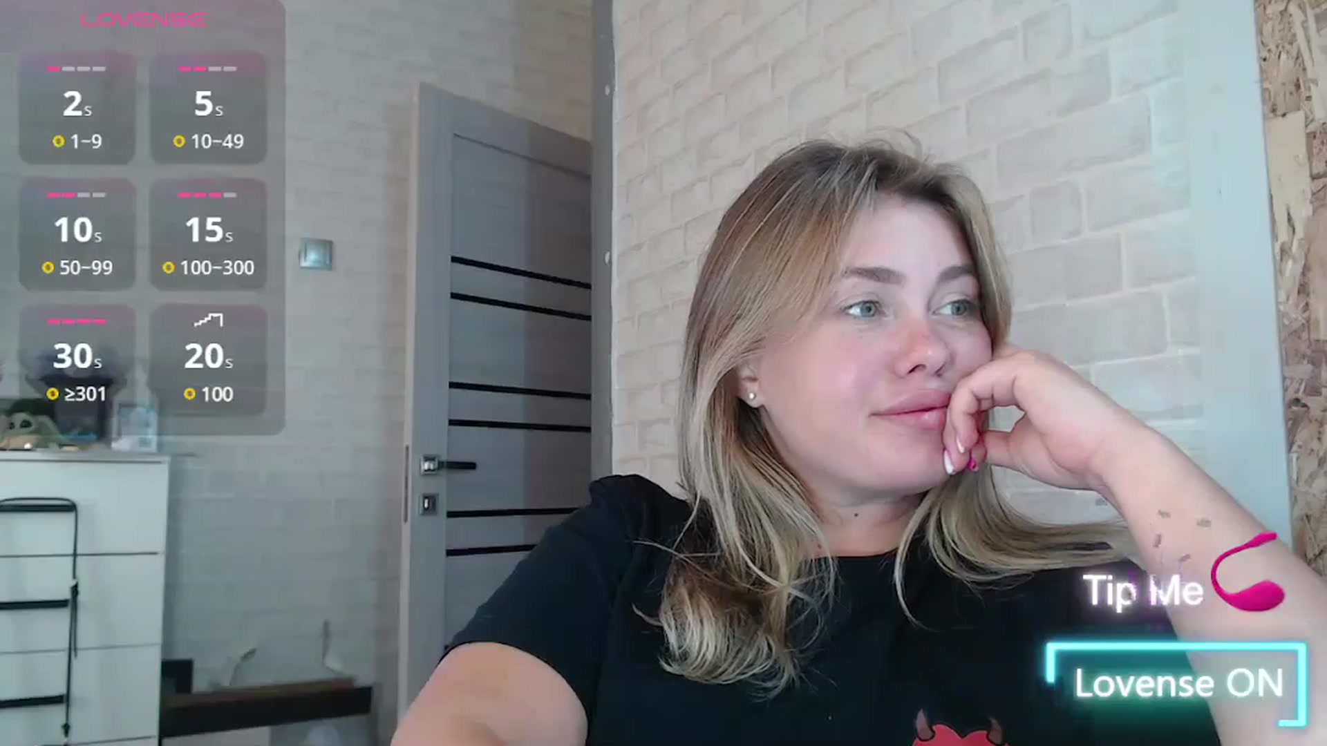 Gallery image thumbnail from SuchCute_'s myfreecams stream on, 07/23/2025, 14:11 image 5 of 20