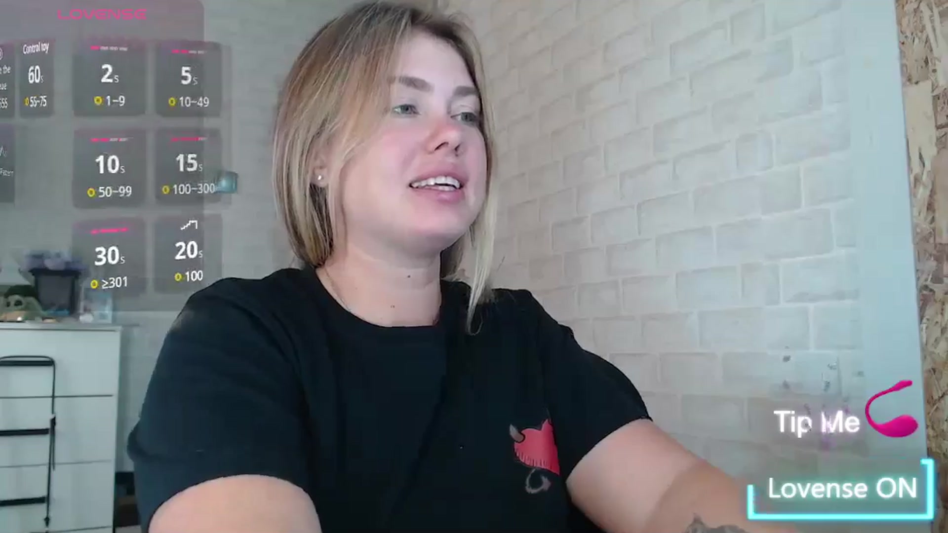 Gallery image thumbnail from SuchCute_'s myfreecams stream on, 07/23/2025, 14:11 image 13 of 20