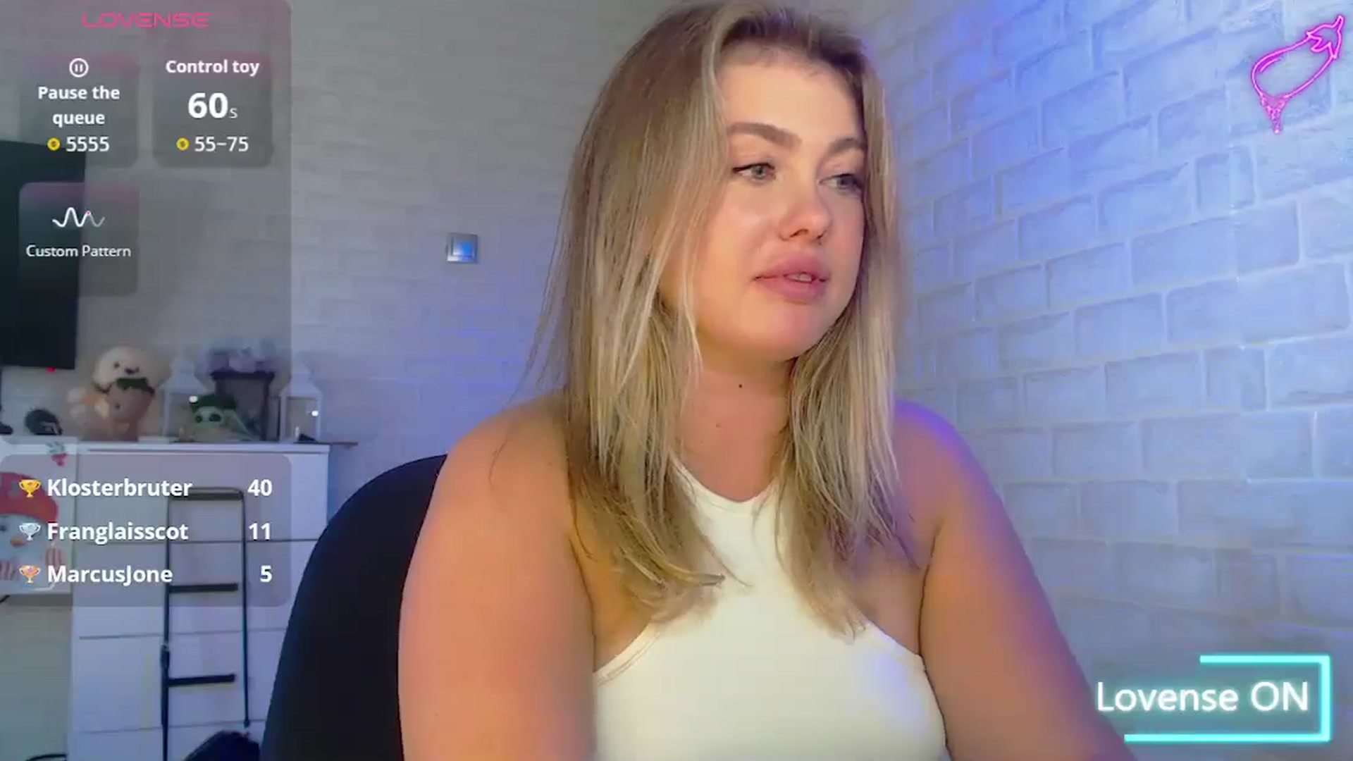 Gallery image thumbnail from SuchCute_'s myfreecams stream on, 08/12/2025, 04:45 image 19 of 20