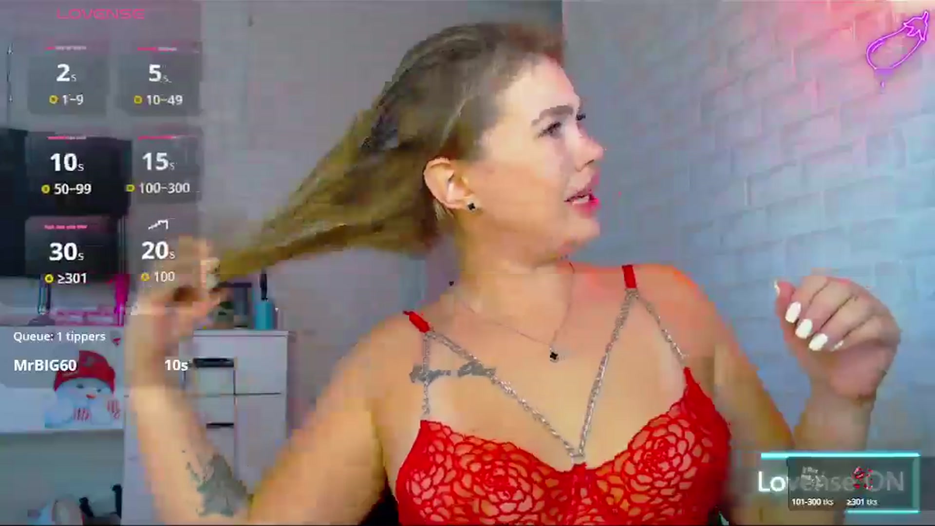 Gallery image thumbnail from SuchCute_'s myfreecams stream on, 08/27/2025, 02:43 image 18 of 20