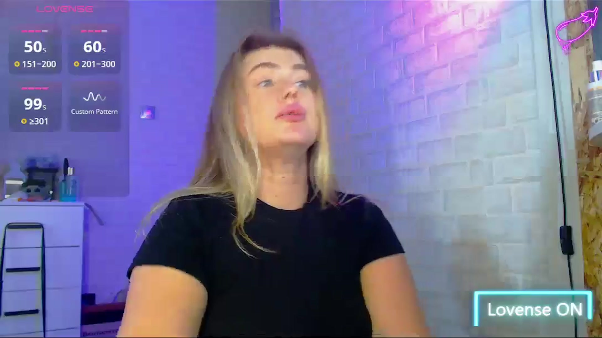 Gallery image thumbnail from SuchCute_'s myfreecams stream on, 09/08/2025, 04:07 image 14 of 20