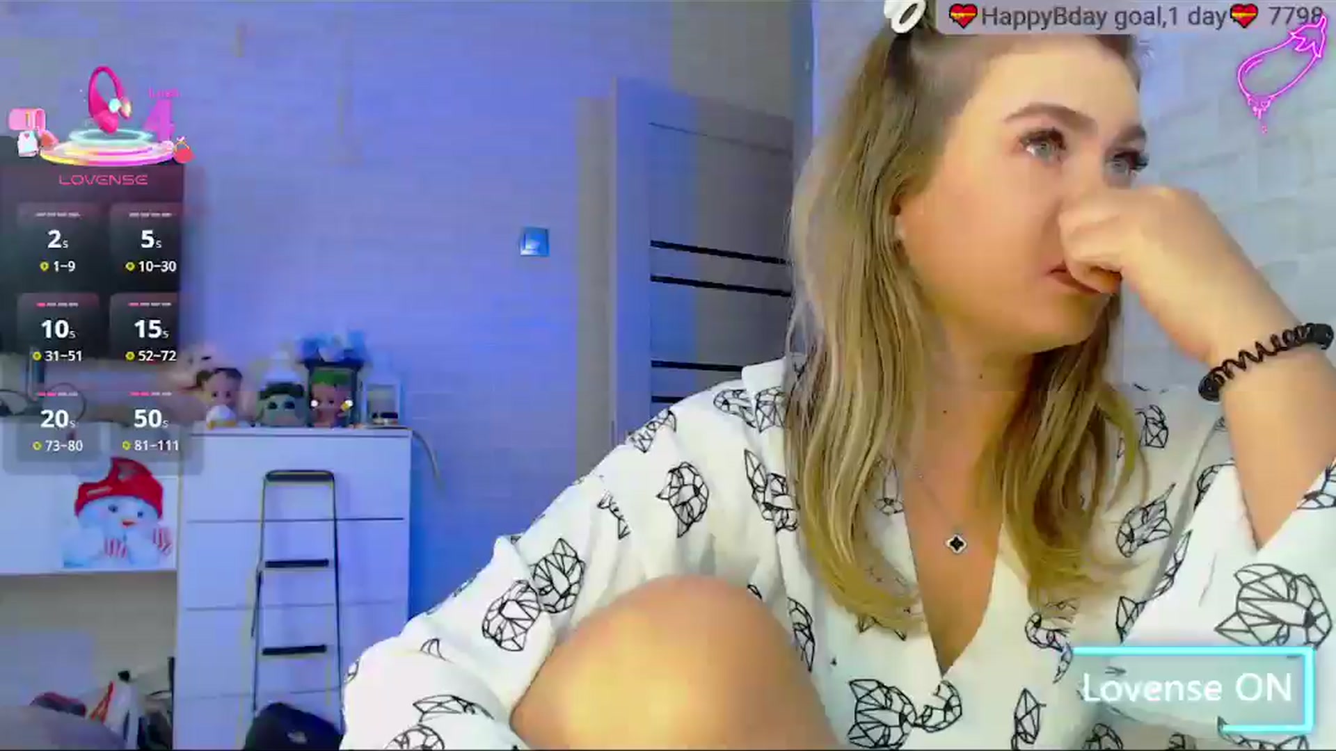 Gallery image thumbnail from SuchCute_'s myfreecams stream on, 09/14/2025, 03:22 image 19 of 20