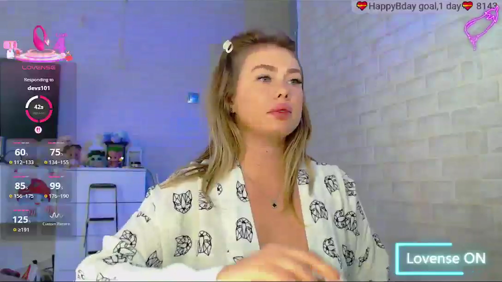 Gallery image thumbnail from SuchCute_'s myfreecams stream on, 09/14/2025, 03:22 image 6 of 20