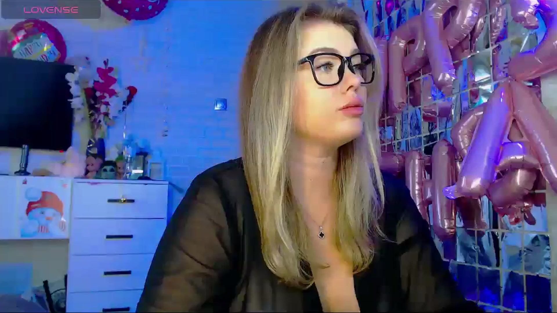 Gallery image thumbnail from SuchCute_'s myfreecams stream on, 09/17/2025, 03:03 image 3 of 20