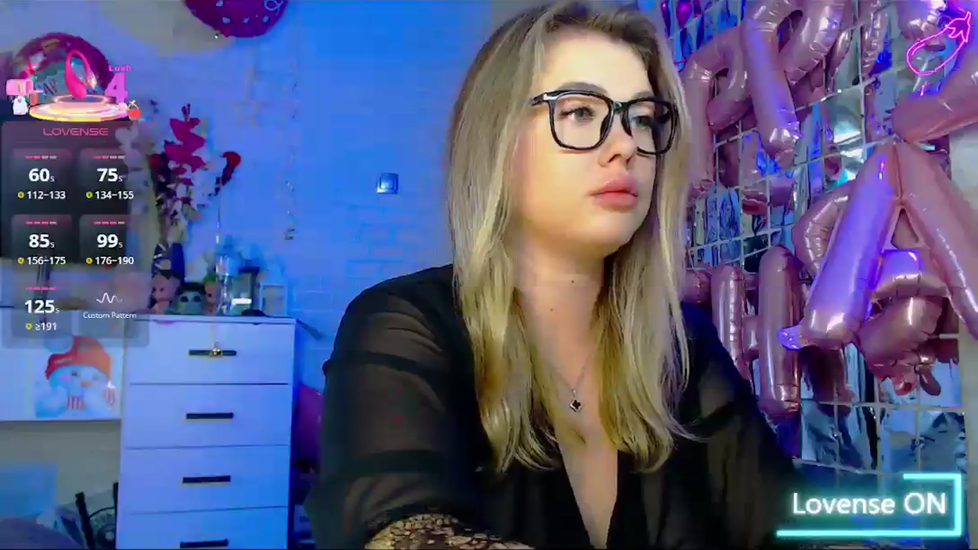 Gallery image thumbnail from SuchCute_'s myfreecams stream on, 09/17/2025, 03:03 image 4 of 20