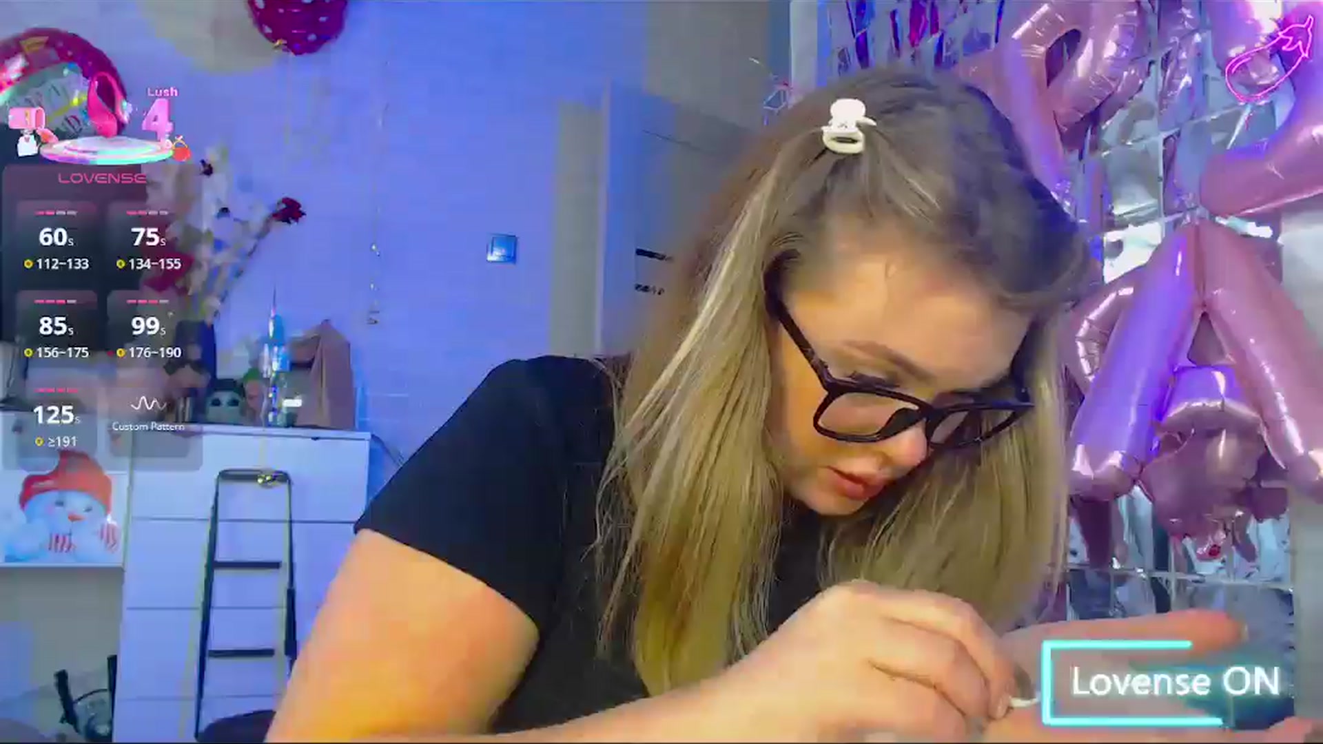 Gallery image thumbnail from SuchCute_'s myfreecams stream on, 09/18/2025, 04:54 image 13 of 20