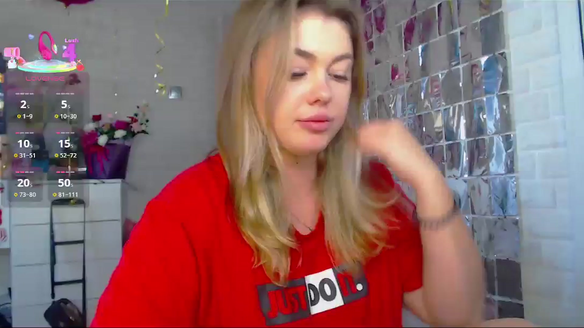 Gallery image thumbnail from SuchCute_'s myfreecams stream on, 09/19/2025, 04:39 image 18 of 20