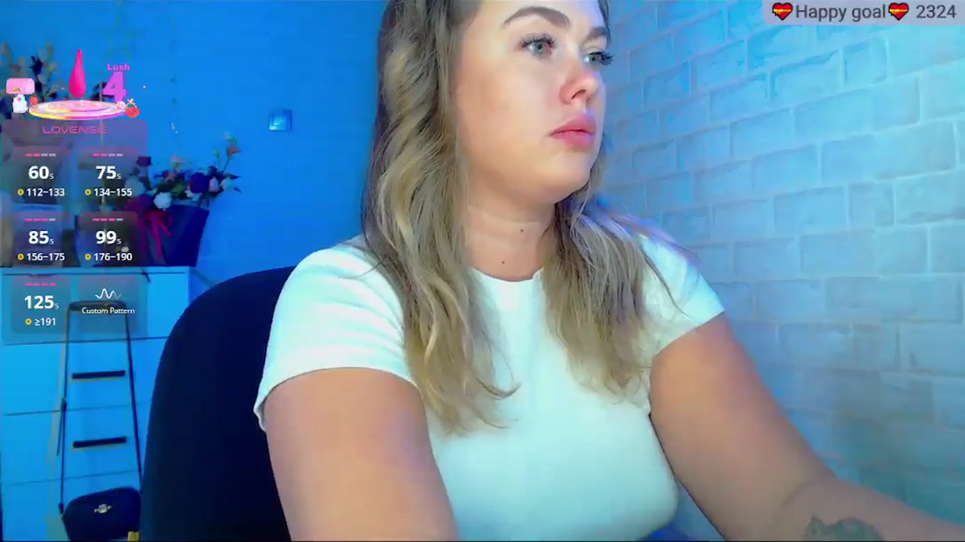 Gallery image thumbnail from SuchCute_'s myfreecams stream on, 09/22/2025, 04:58 image 17 of 20