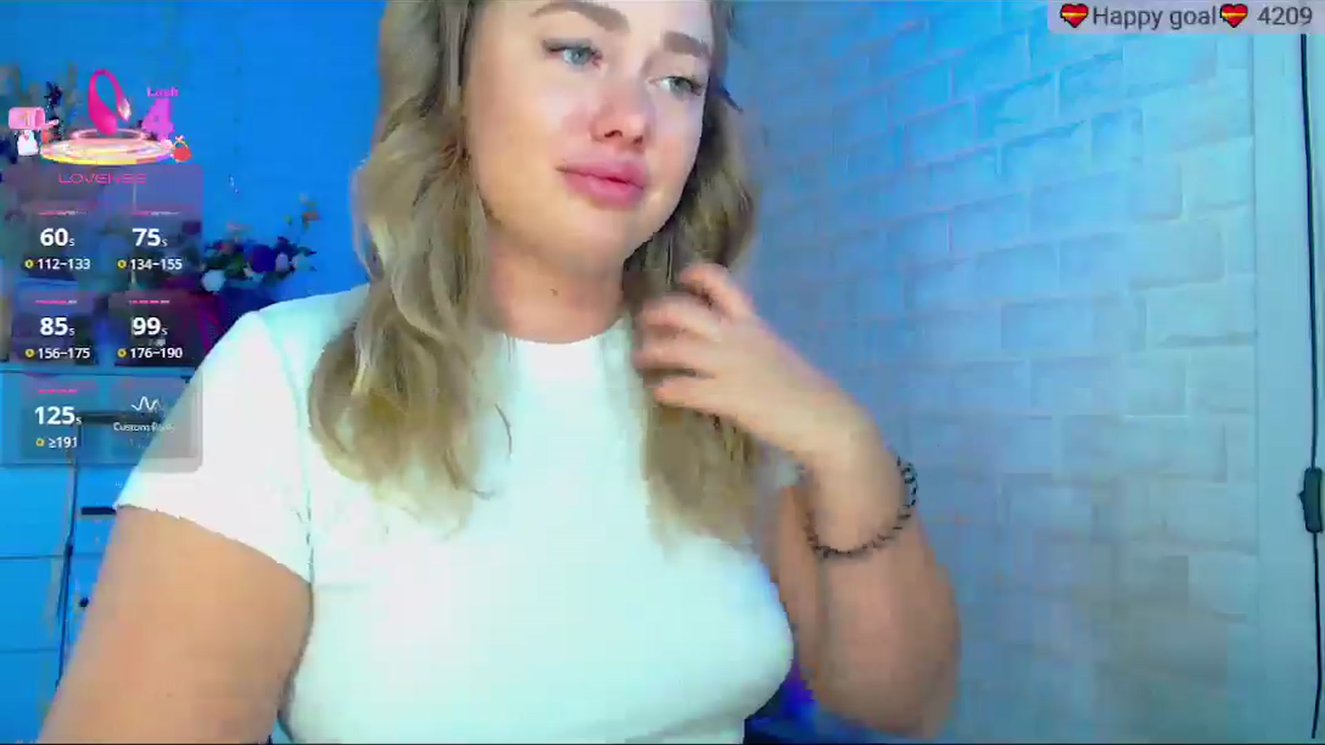Gallery image thumbnail from SuchCute_'s myfreecams stream on, 09/22/2025, 04:58 image 11 of 20