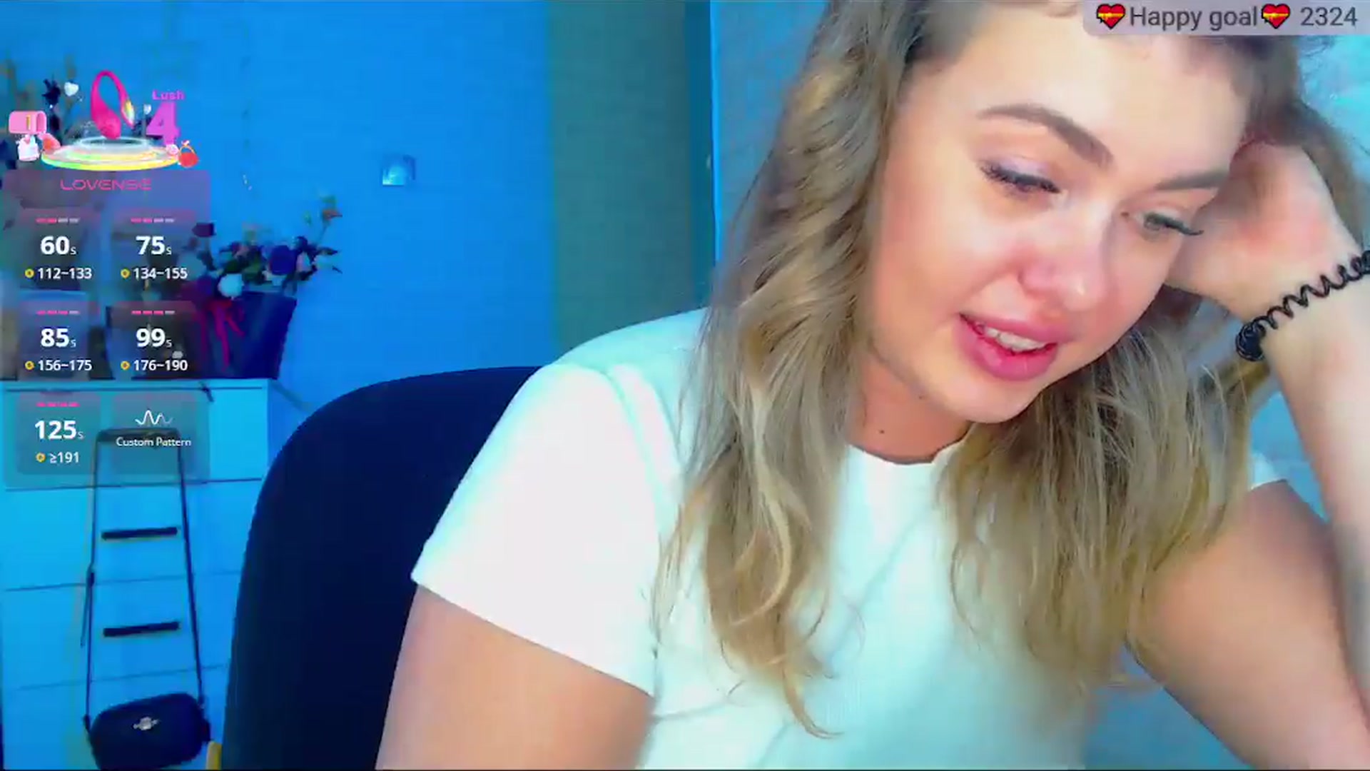 Gallery image thumbnail from SuchCute_'s myfreecams stream on, 09/22/2025, 04:58 image 18 of 20