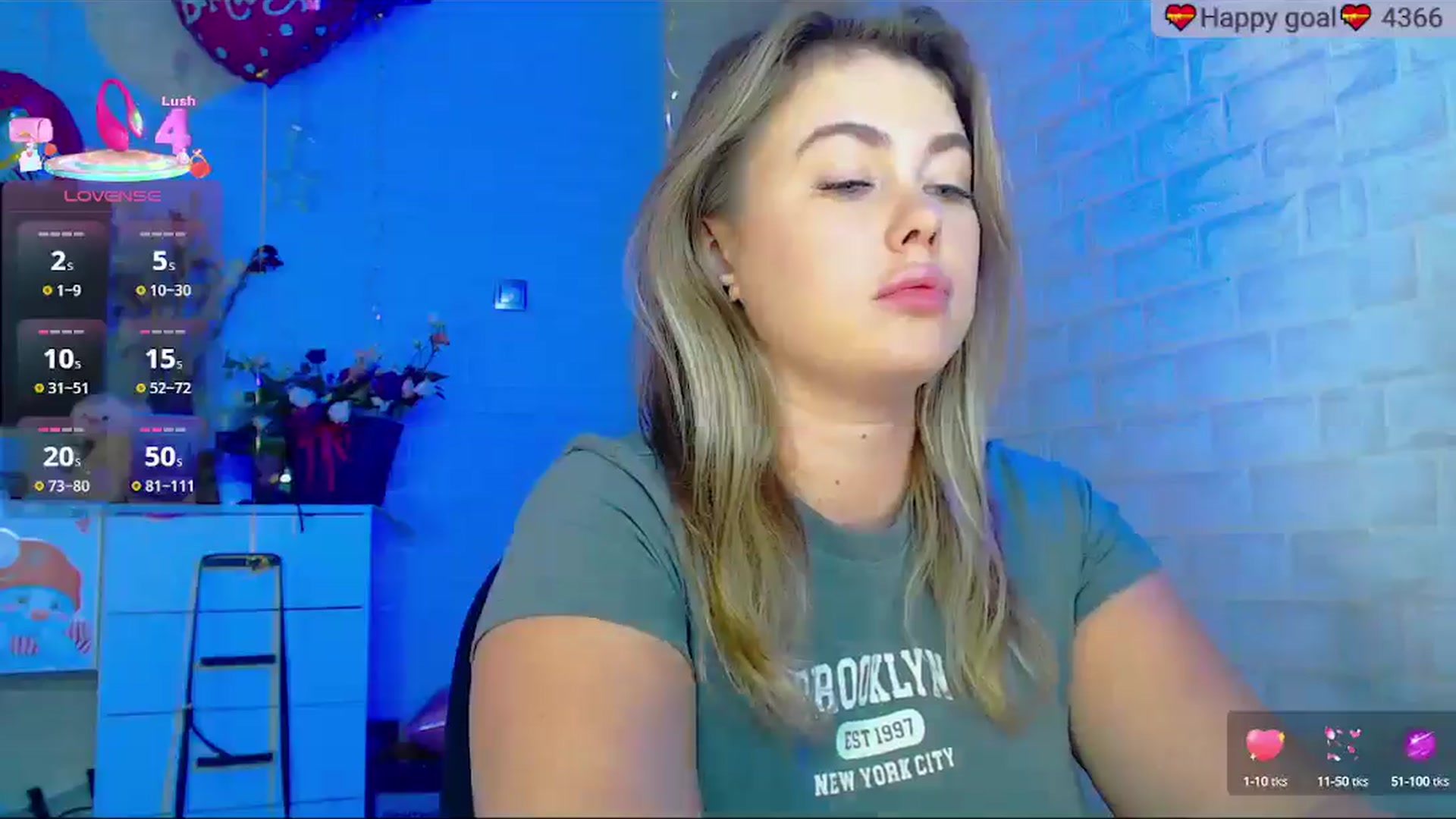 Gallery image thumbnail from SuchCute_'s myfreecams stream on, 09/23/2025, 03:11 image 15 of 20