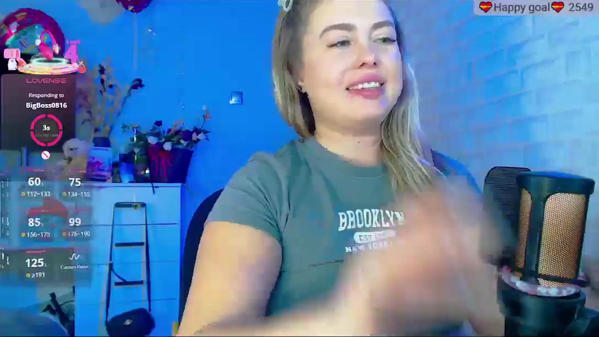 Gallery image thumbnail from SuchCute_'s myfreecams stream on, 09/23/2025, 04:01 image 4 of 20
