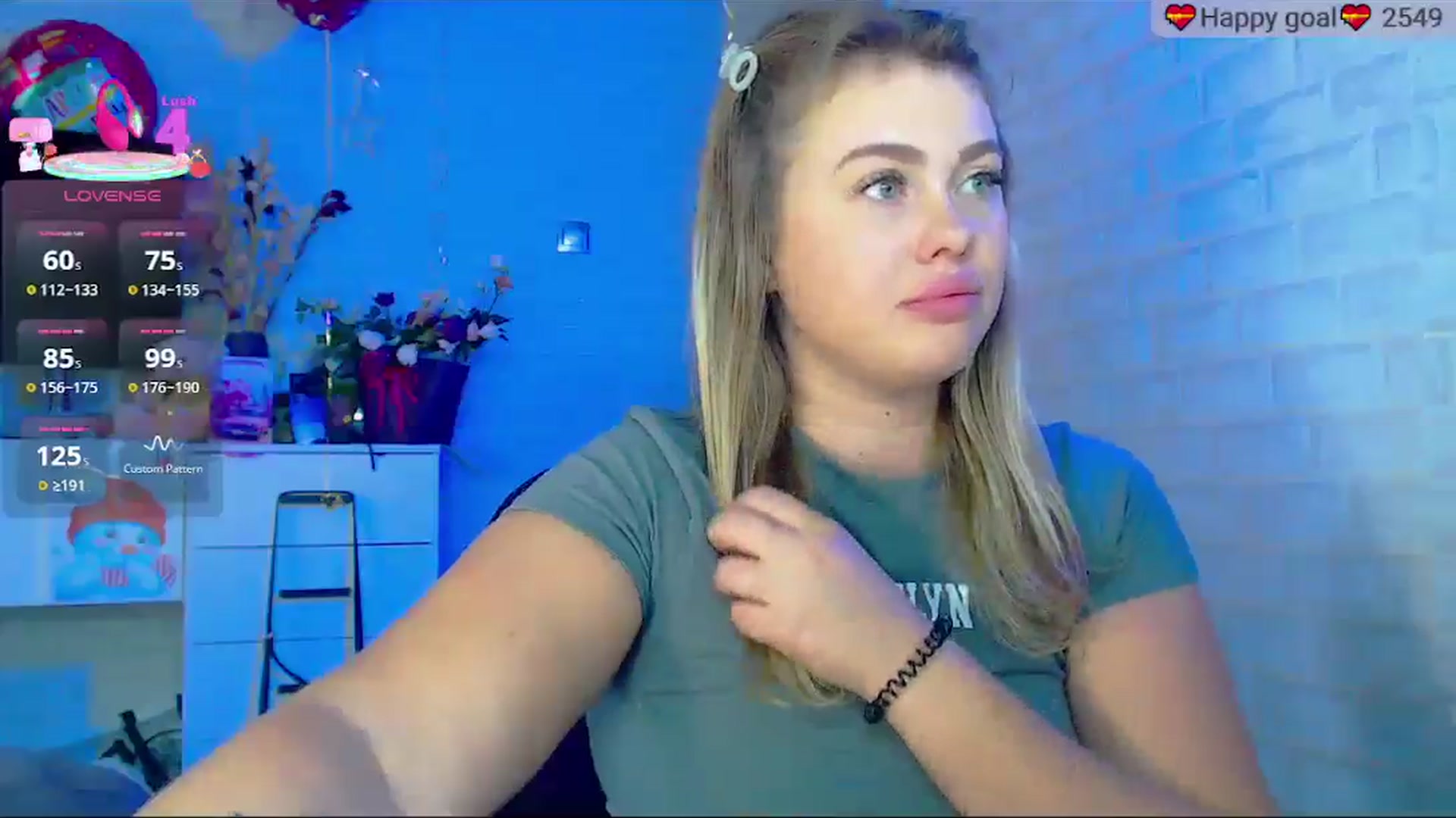 Gallery image thumbnail from SuchCute_'s myfreecams stream on, 09/23/2025, 04:01 image 19 of 20