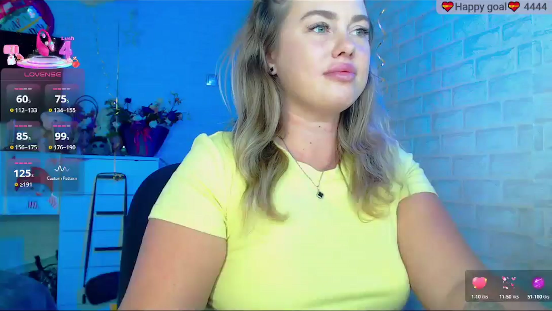 Gallery image thumbnail from SuchCute_'s myfreecams stream on, 09/24/2025, 04:24 image 11 of 20