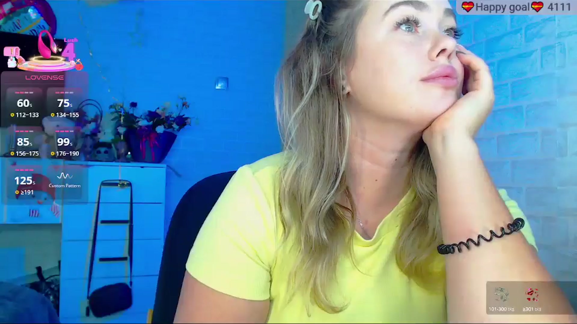 Gallery image thumbnail from SuchCute_'s myfreecams stream on, 09/24/2025, 04:24 image 15 of 20