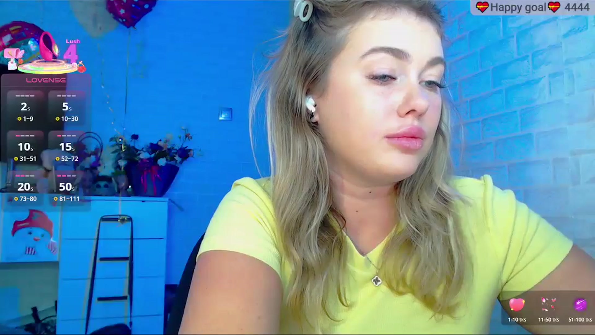 Gallery image thumbnail from SuchCute_'s myfreecams stream on, 09/24/2025, 04:24 image 5 of 20