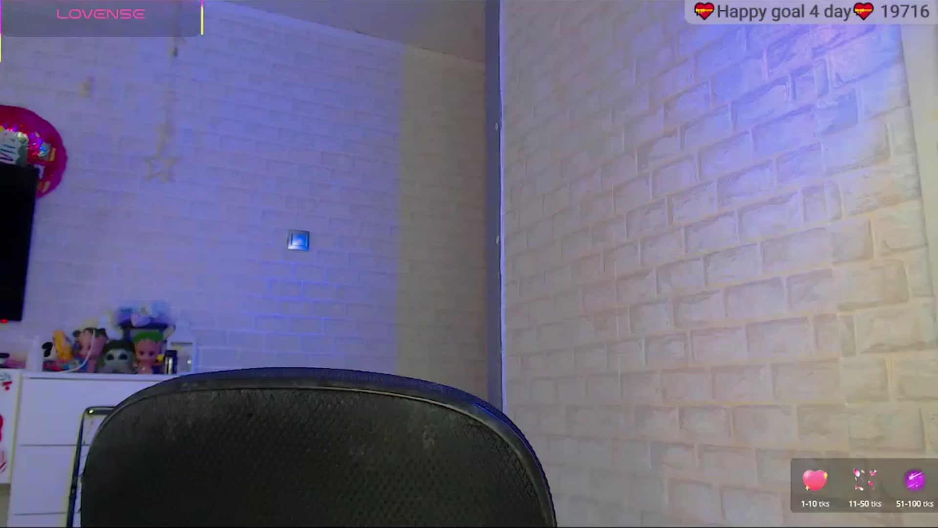 Gallery image thumbnail from SuchCute_'s myfreecams stream on, 10/13/2025, 04:46 image 4 of 20