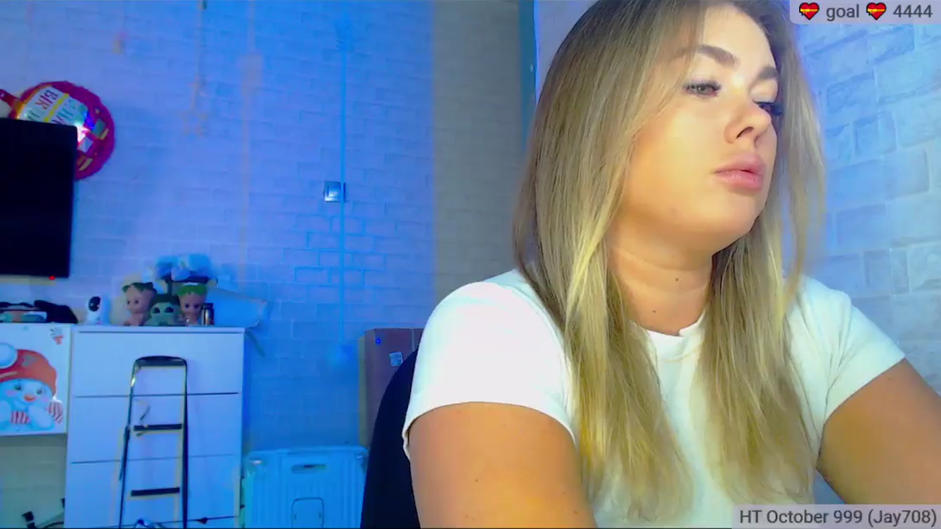 Gallery image thumbnail from SuchCute_'s myfreecams stream on, 10/17/2025, 03:03 image 6 of 20