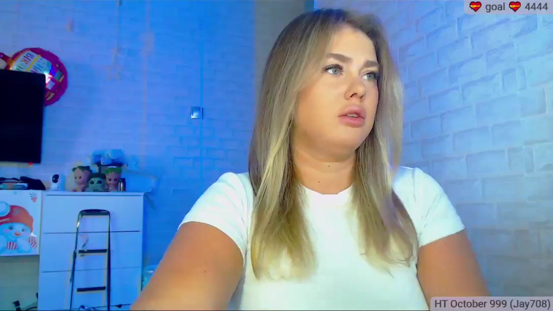 Gallery image thumbnail from SuchCute_'s myfreecams stream on, 10/17/2025, 03:03 image 5 of 20