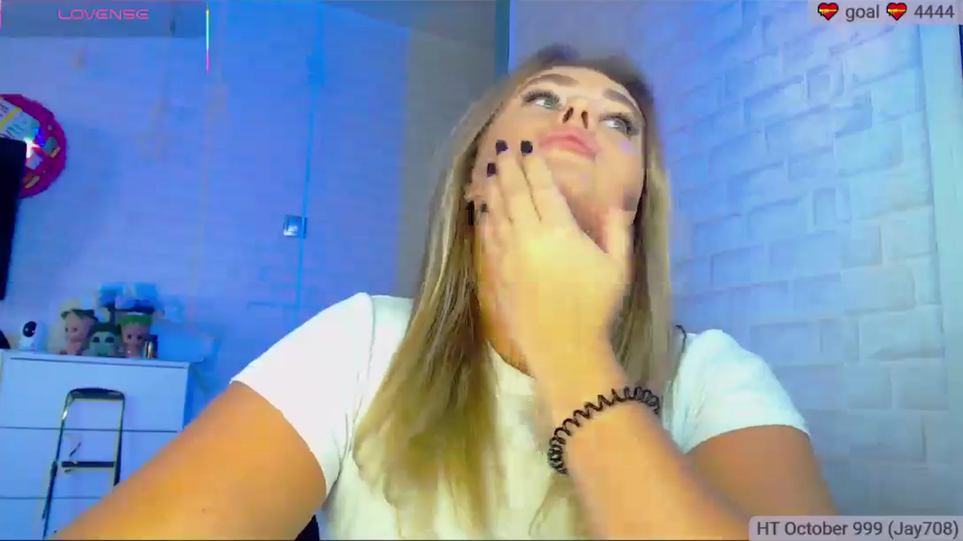 Gallery image thumbnail from SuchCute_'s myfreecams stream on, 10/17/2025, 03:03 image 9 of 20