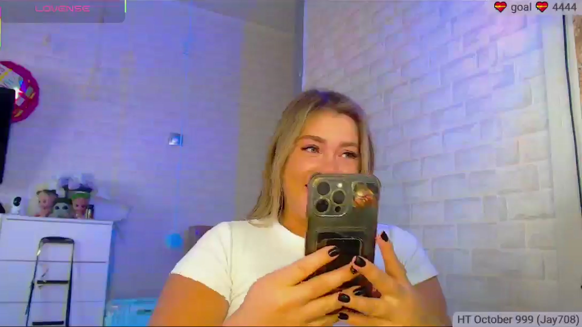Gallery image thumbnail from SuchCute_'s myfreecams stream on, 10/17/2025, 04:33 image 7 of 20