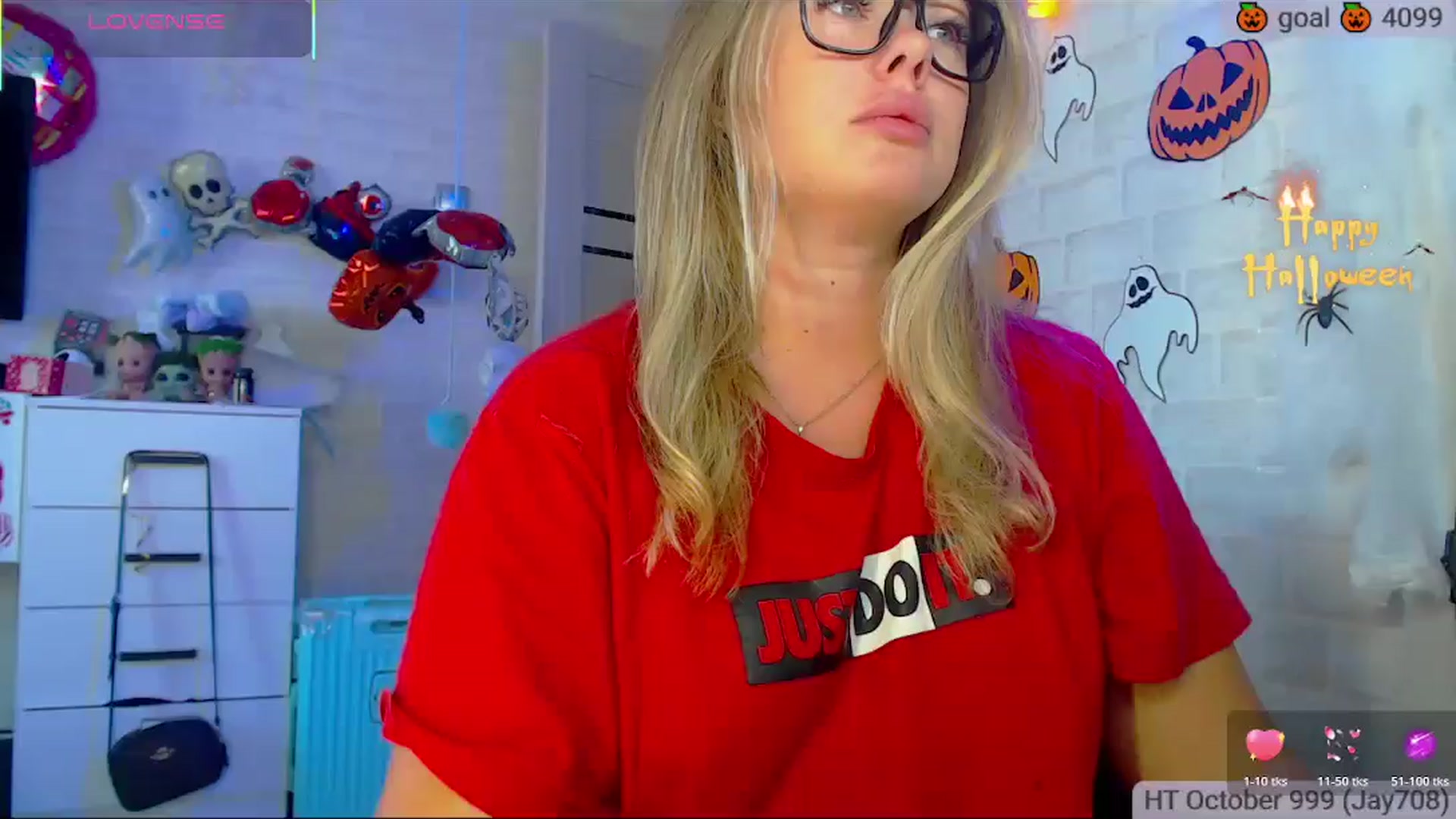 Gallery image thumbnail from SuchCute_'s myfreecams stream on, 10/18/2025, 04:55 image 18 of 20