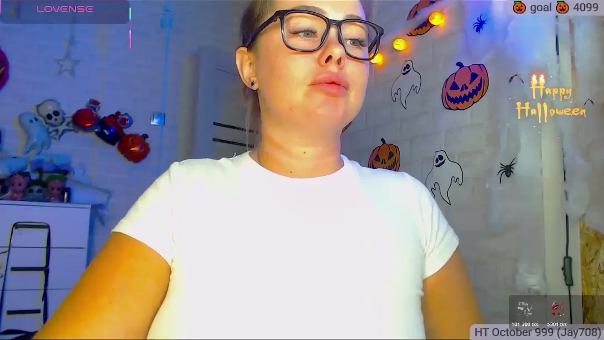 Gallery image thumbnail from SuchCute_'s myfreecams stream on, 10/18/2025, 14:05 image 9 of 20