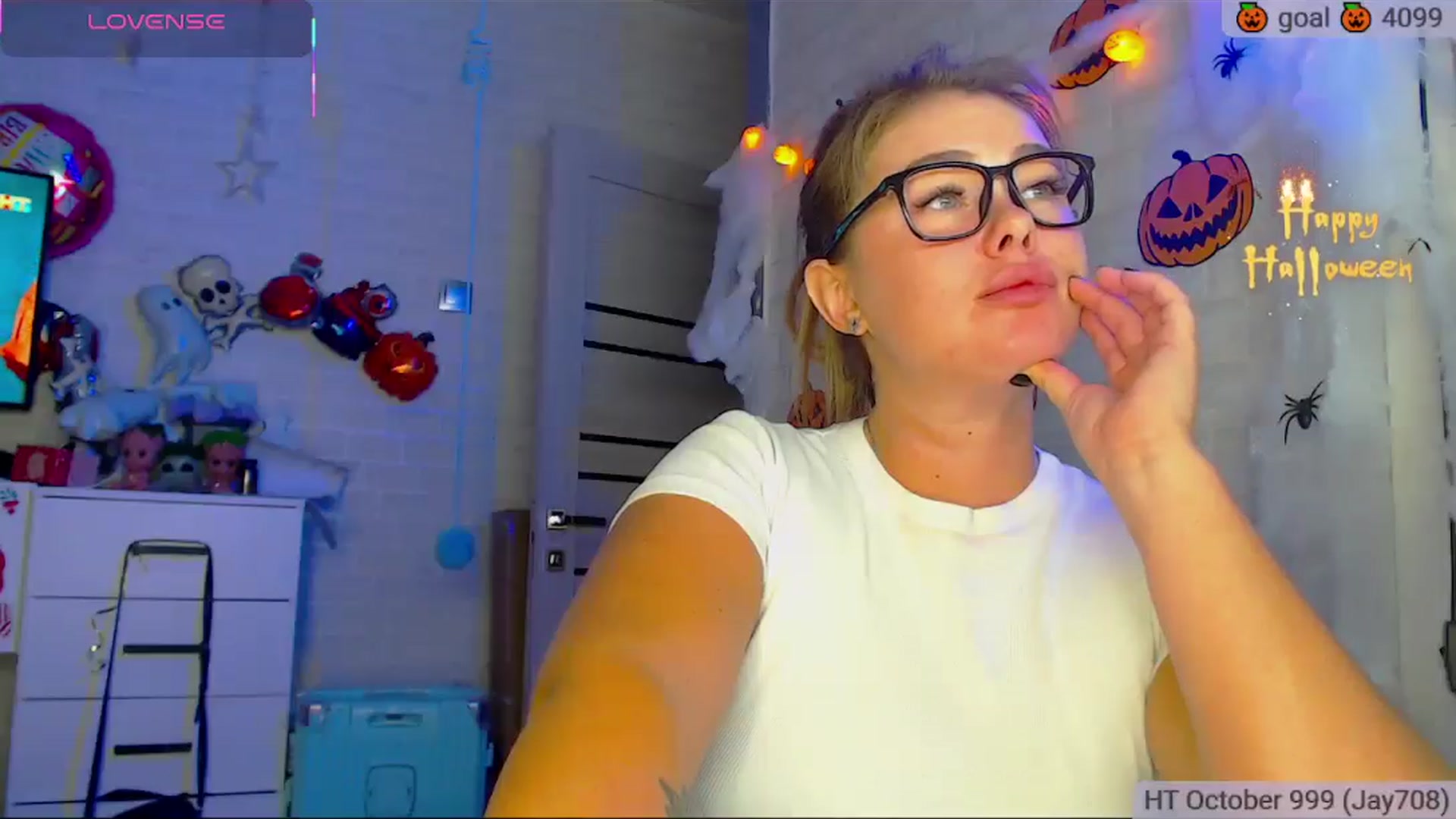 Gallery image thumbnail from SuchCute_'s myfreecams stream on, 10/18/2025, 14:05 image 4 of 20